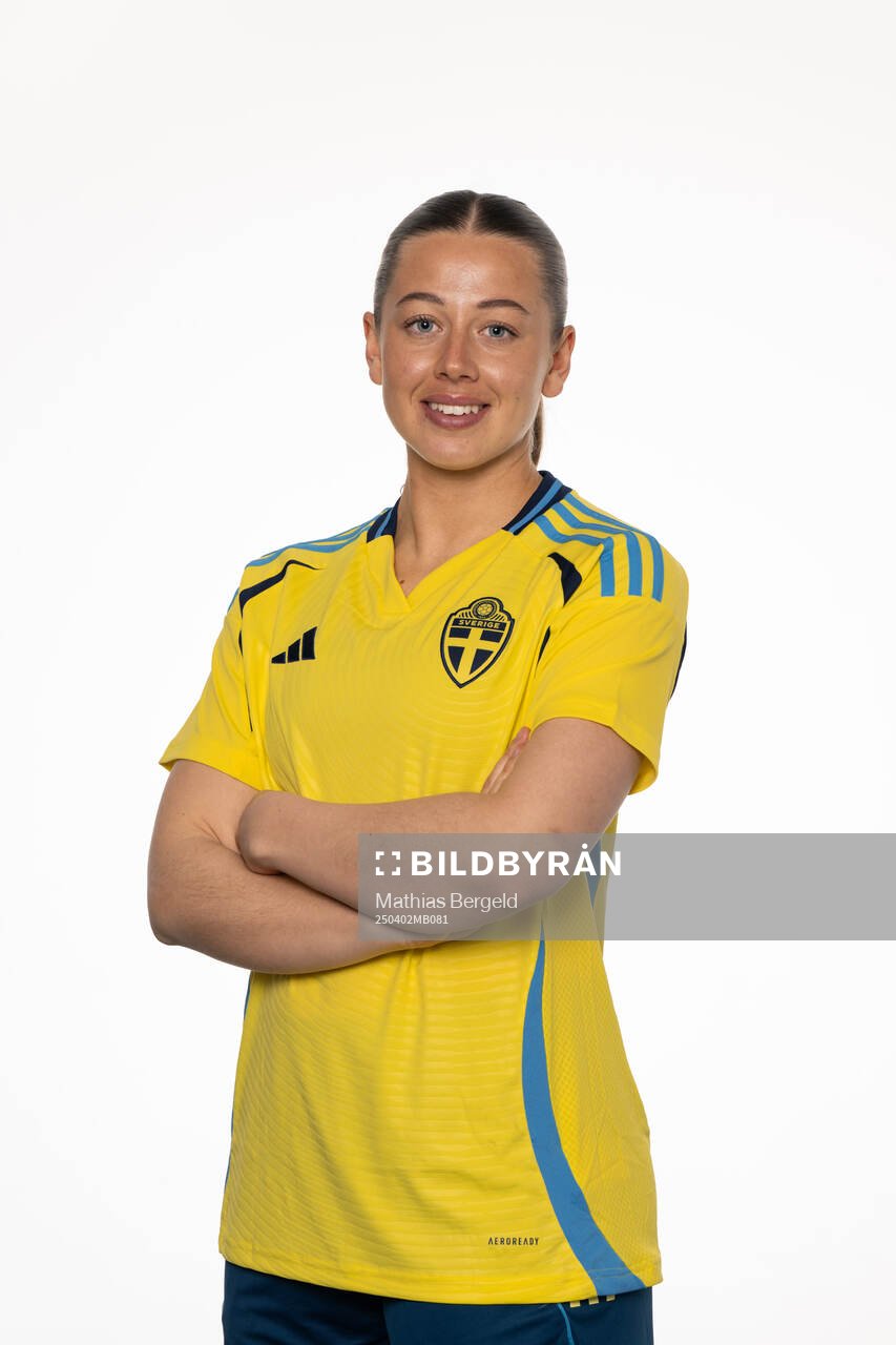 Cornelia Kapocs of the Swedish women's national football team poses for a portrait on April 2, 2025 in Gothenburg. 