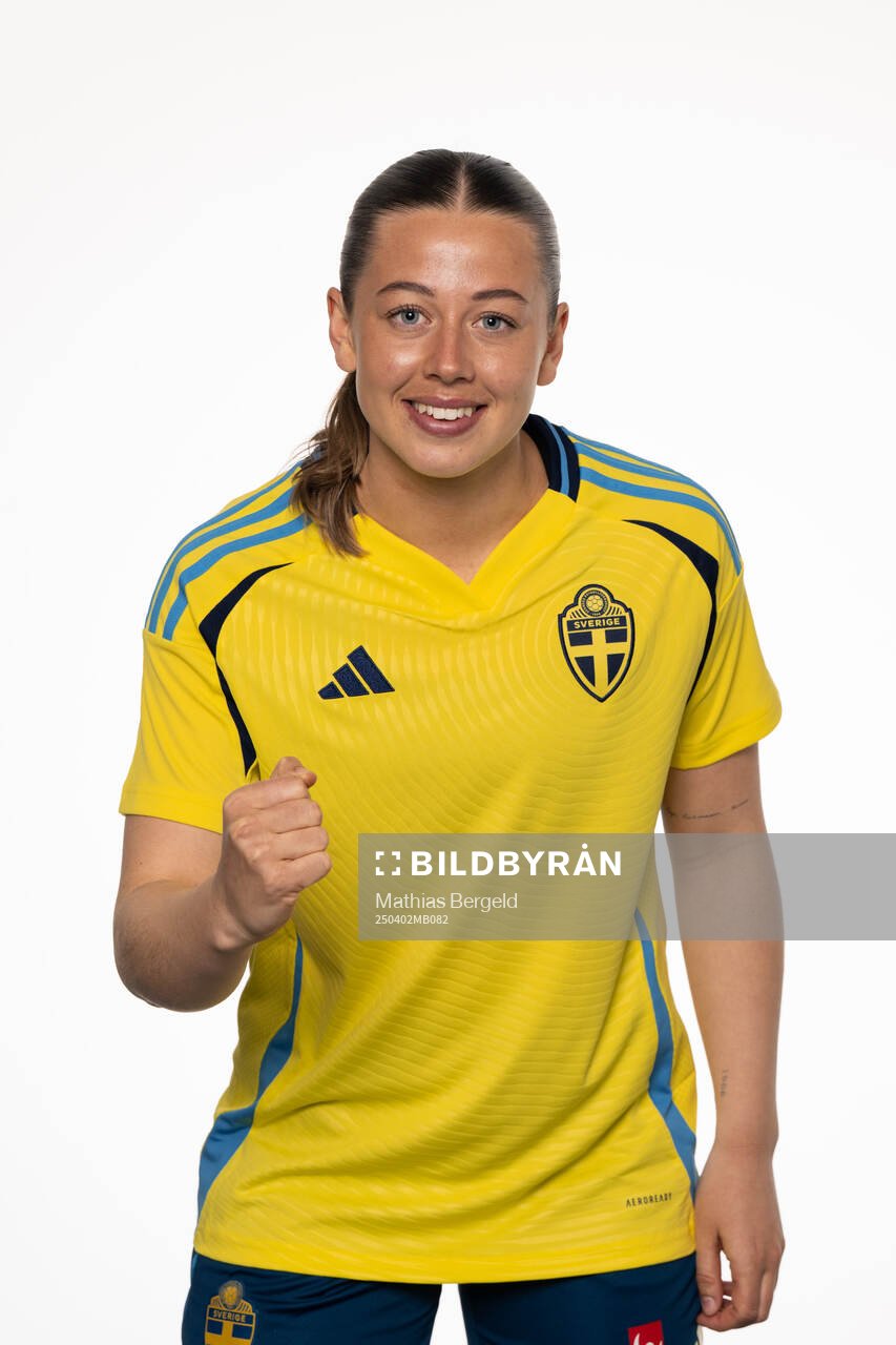 Cornelia Kapocs of the Swedish women's national football team poses for a portrait on April 2, 2025 in Gothenburg. 