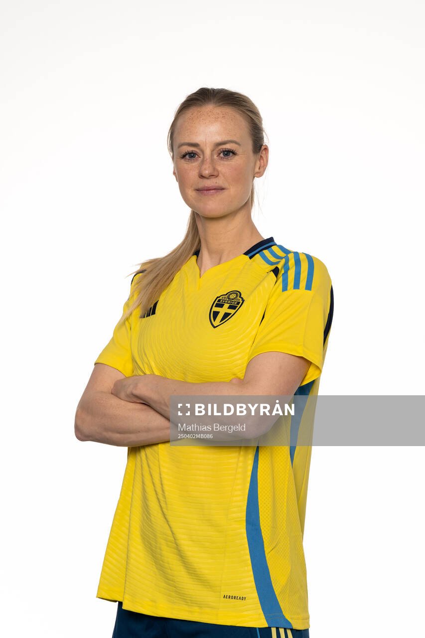 Amanda Ilestedt of the Swedish women's national football team poses for a portrait on April 2, 2025 in Gothenburg. 