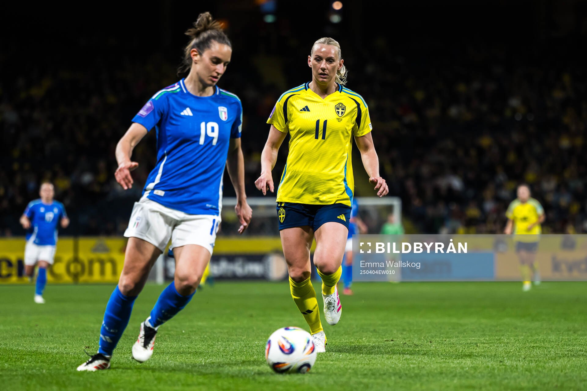 Martina Lenzini of Italy and Stina Blackstenius of Sweden
