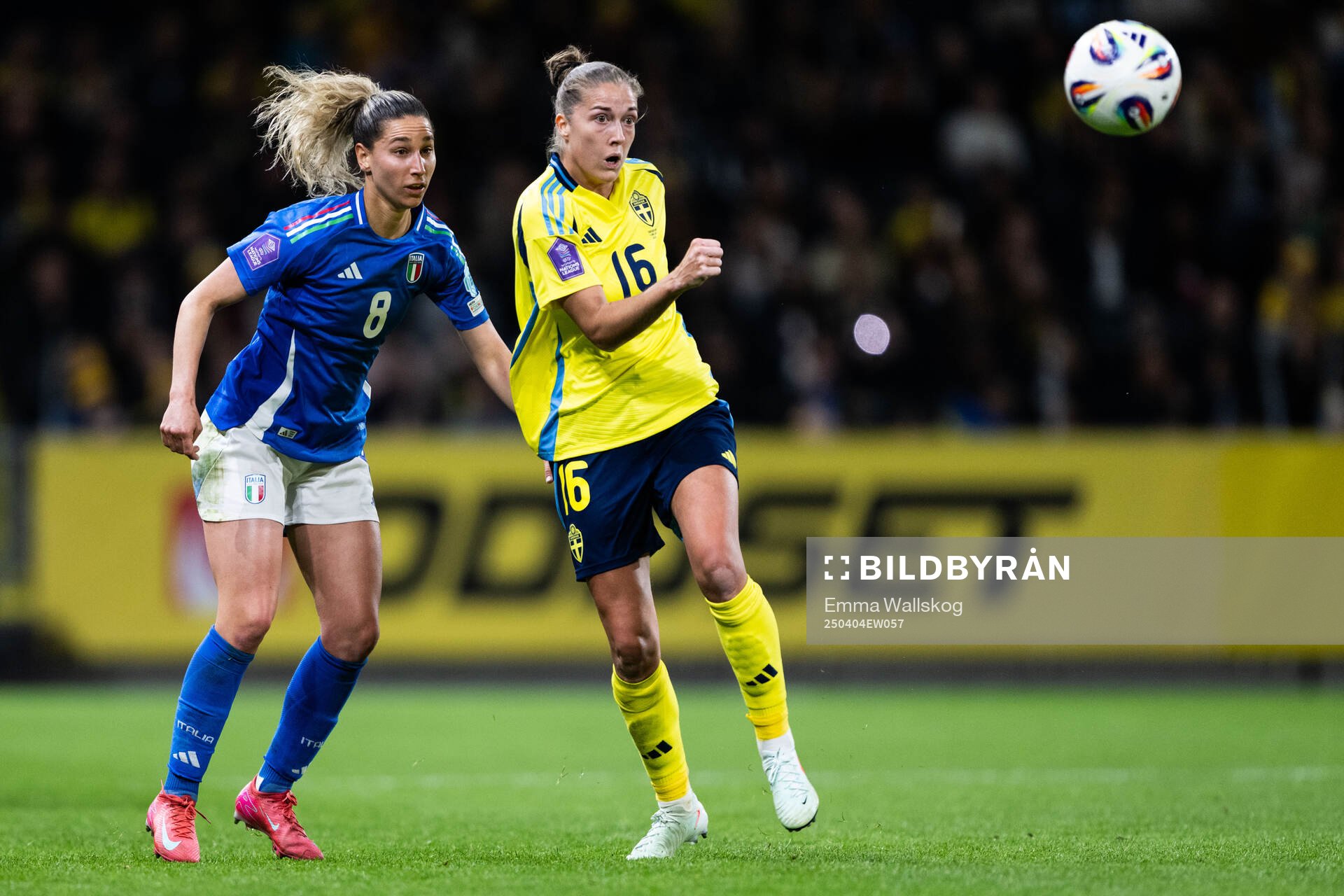 Emma Severini of Italy and Filippa Angeldahl of Sweden