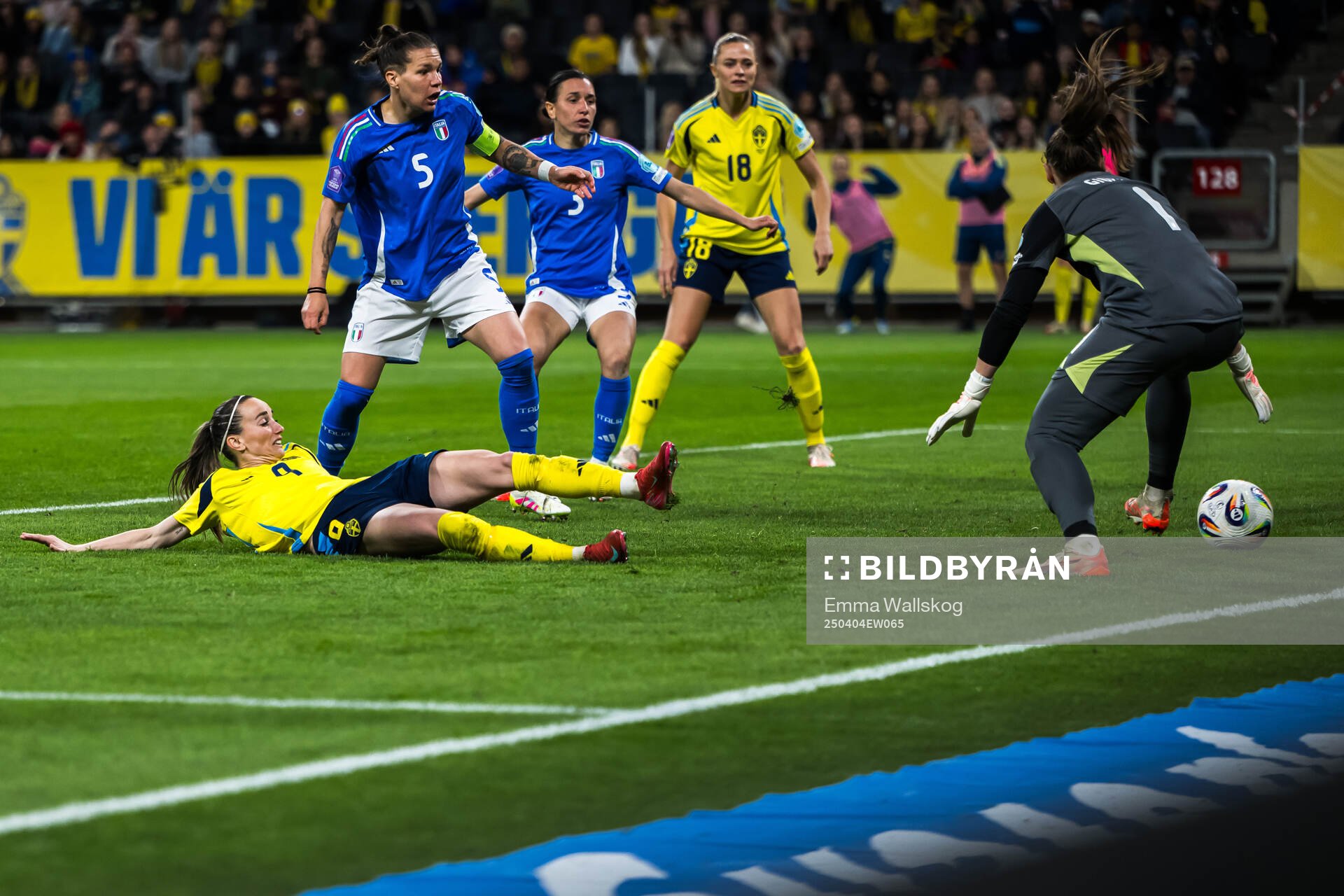 Kosovare Asllani of Sweden scores 1-1 in competition with
