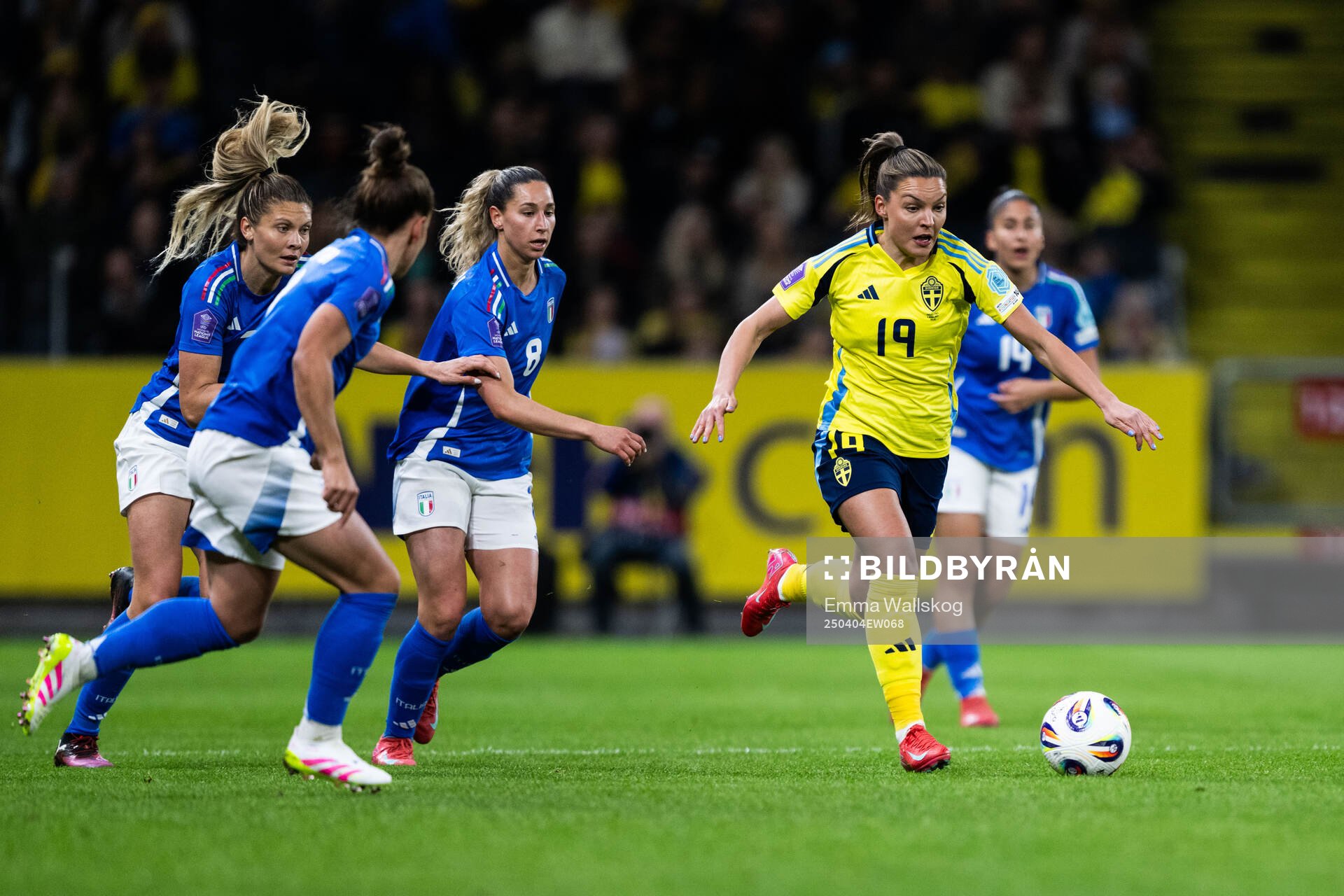 Emma Severini of Italy and Johanna Rytting Kaneryd of Sweden