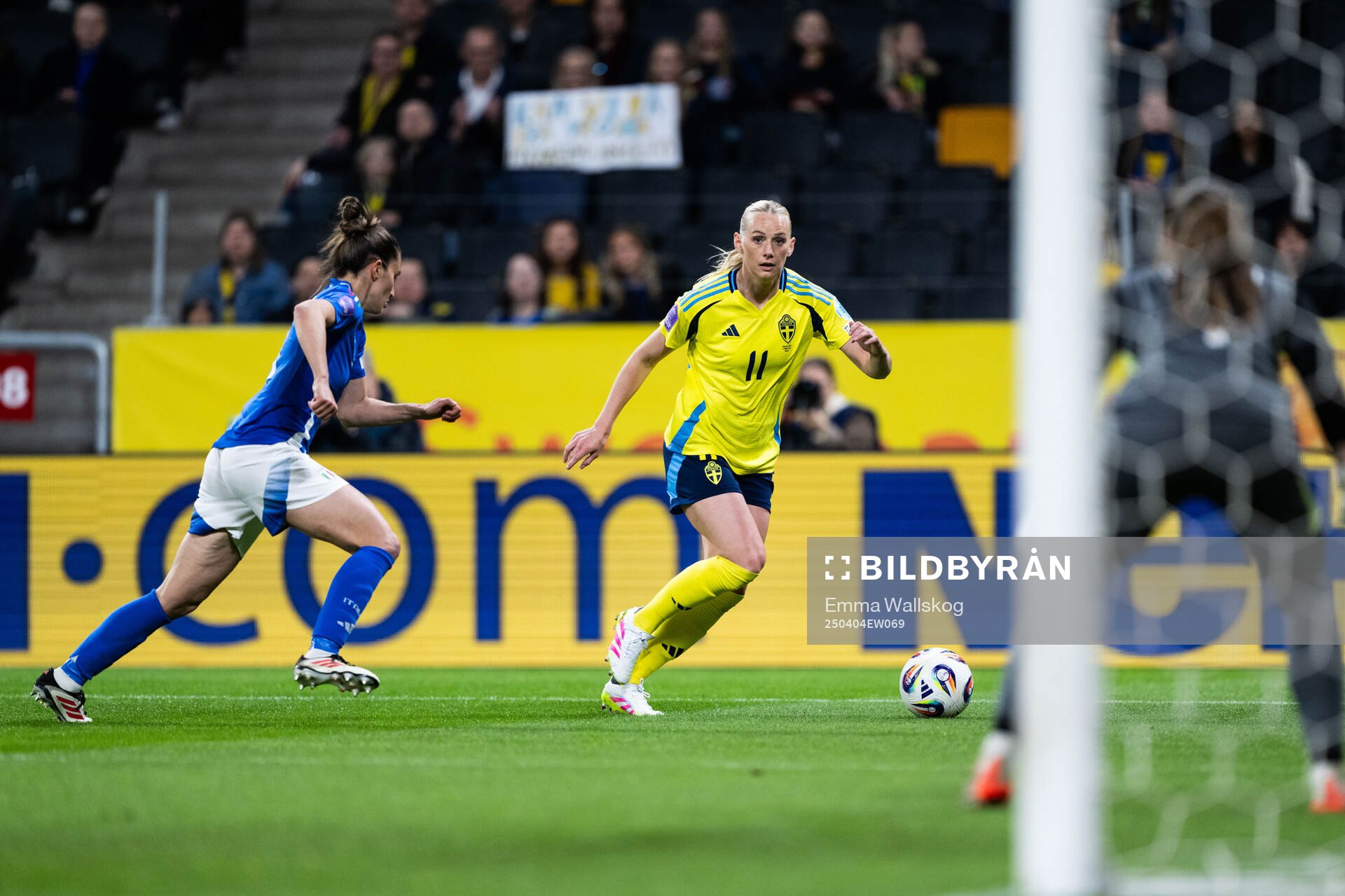 Stina Blackstenius of Sweden