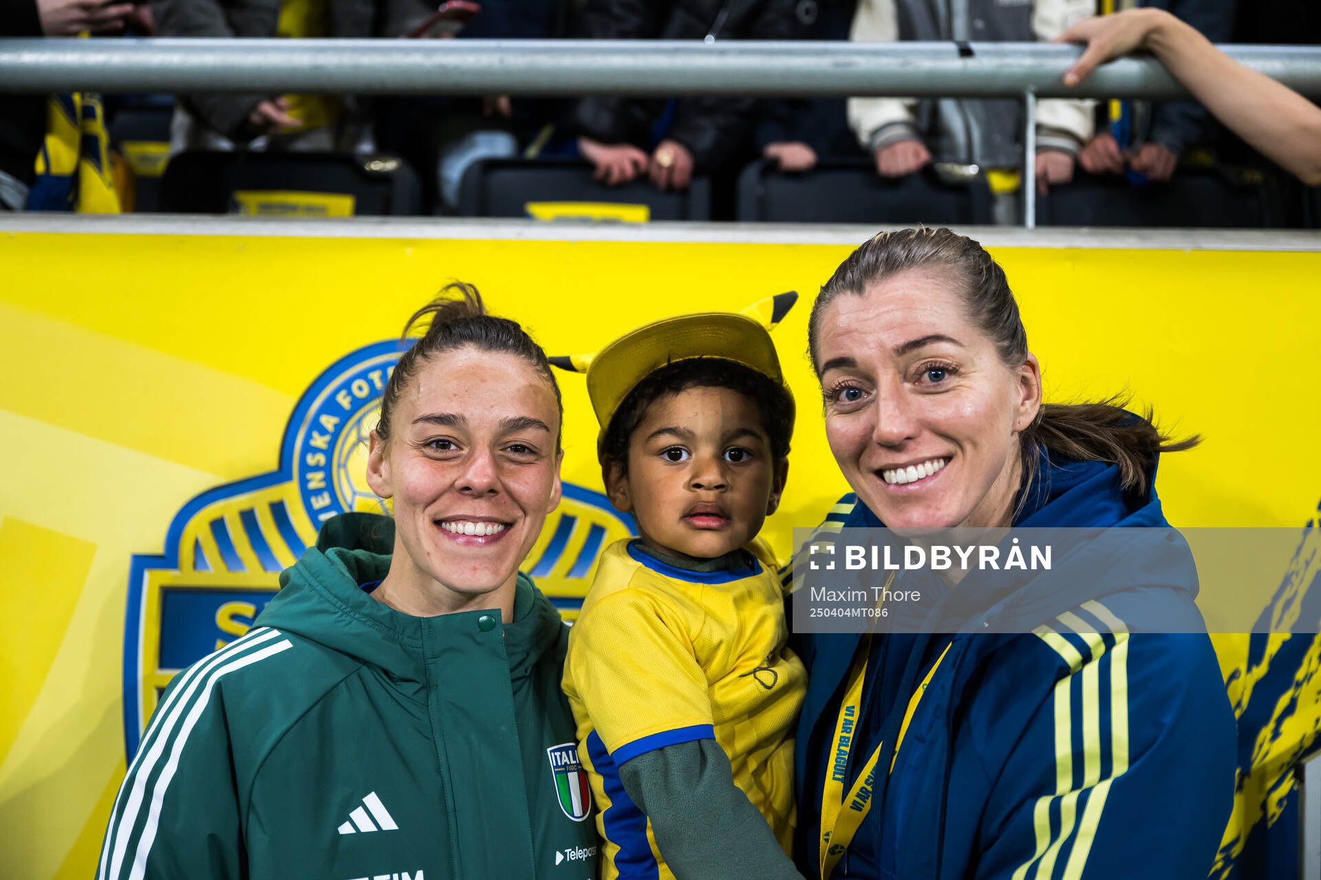 Lisa Boattin of Italy with partner Linda Sembrandt of Sweden