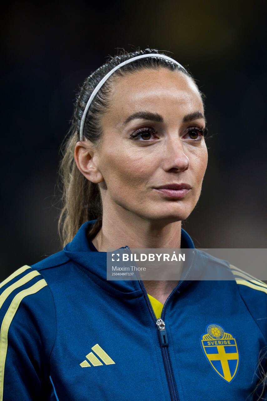 Kosovare Asllani of Sweden