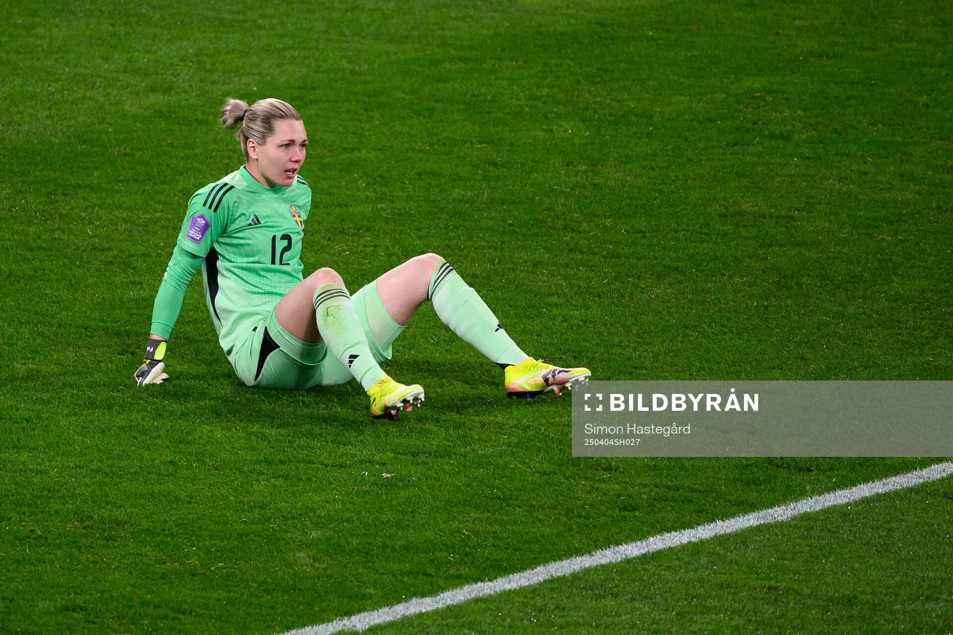 Goalkeeper Jennifer Falk of Sweden in pain during the UEFA Women's Nations League football match between Sweden and Italy on April 4, 2025 in Stockholm.