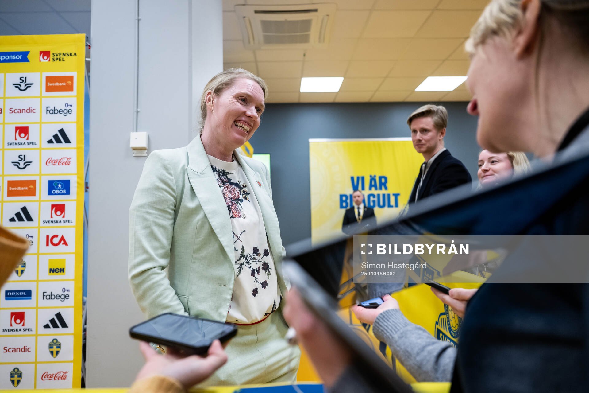 Hedvig Lindahl is interviewed