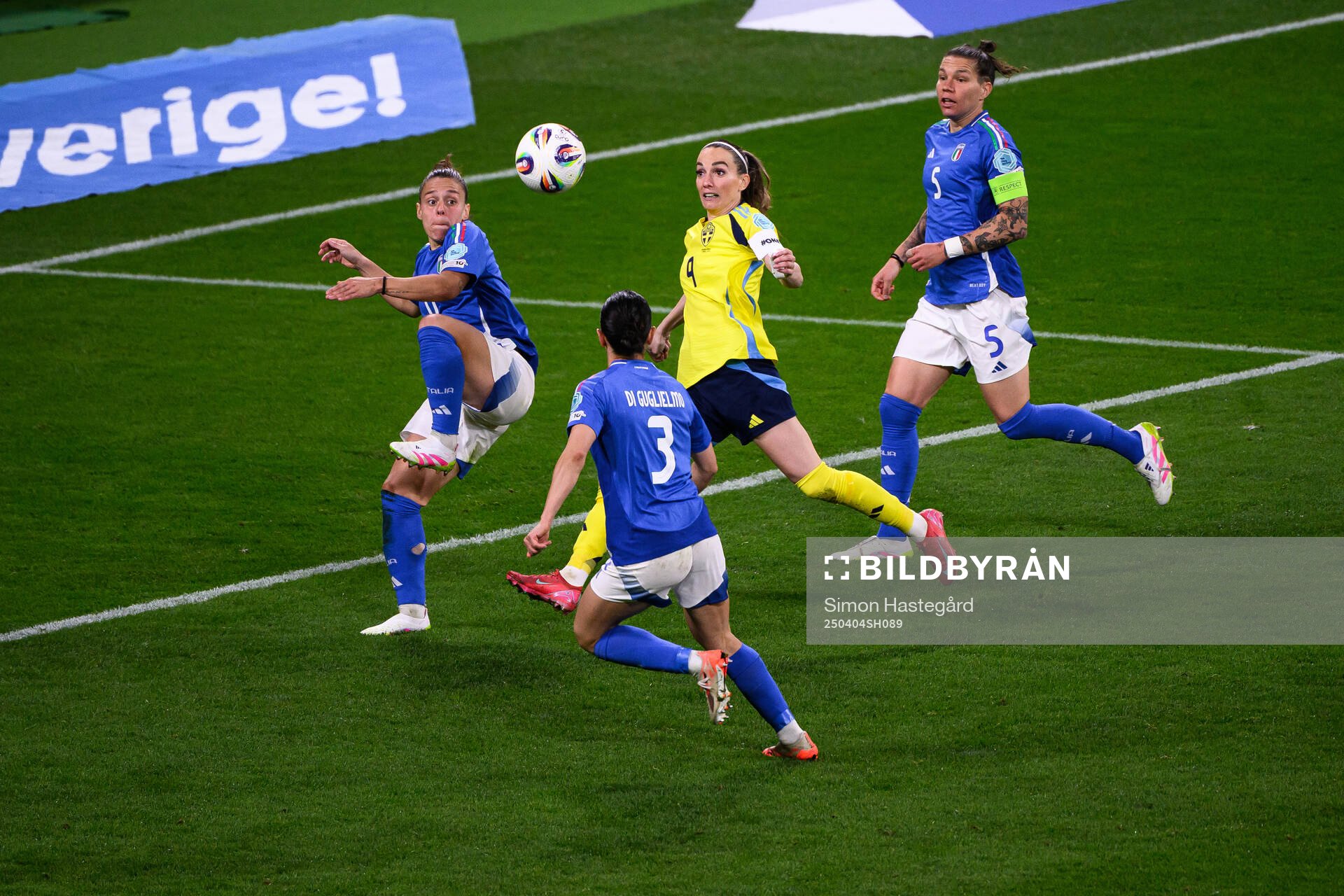 Kosovare Asllani of Sweden