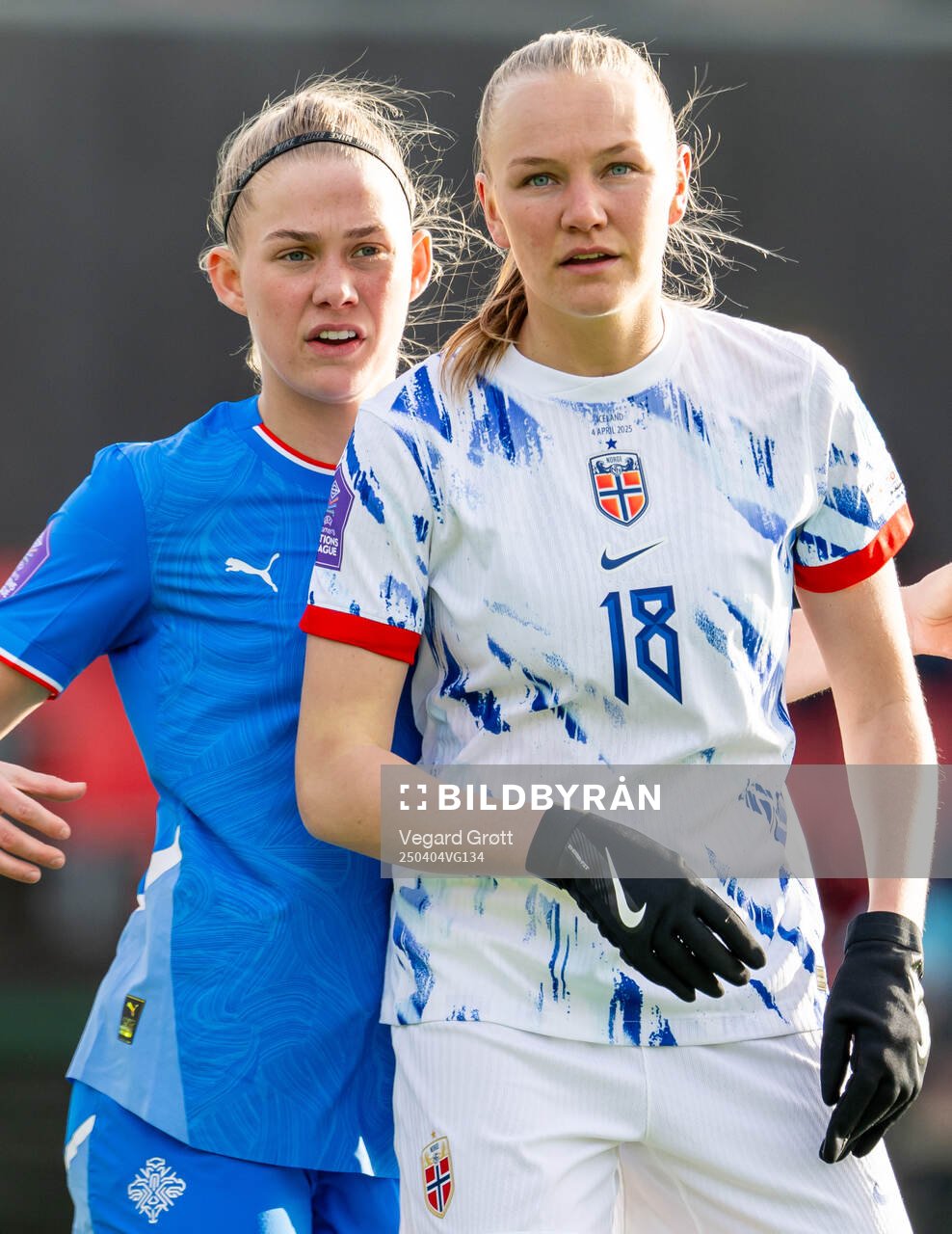 Sædis Run Heidarsdottir of Iceland and Frida Maanum of