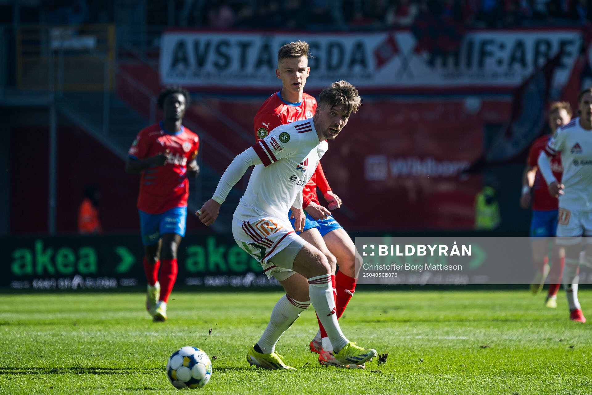 Sandvikens IFs Gustav Thörn och Helsingborgs Adrian
