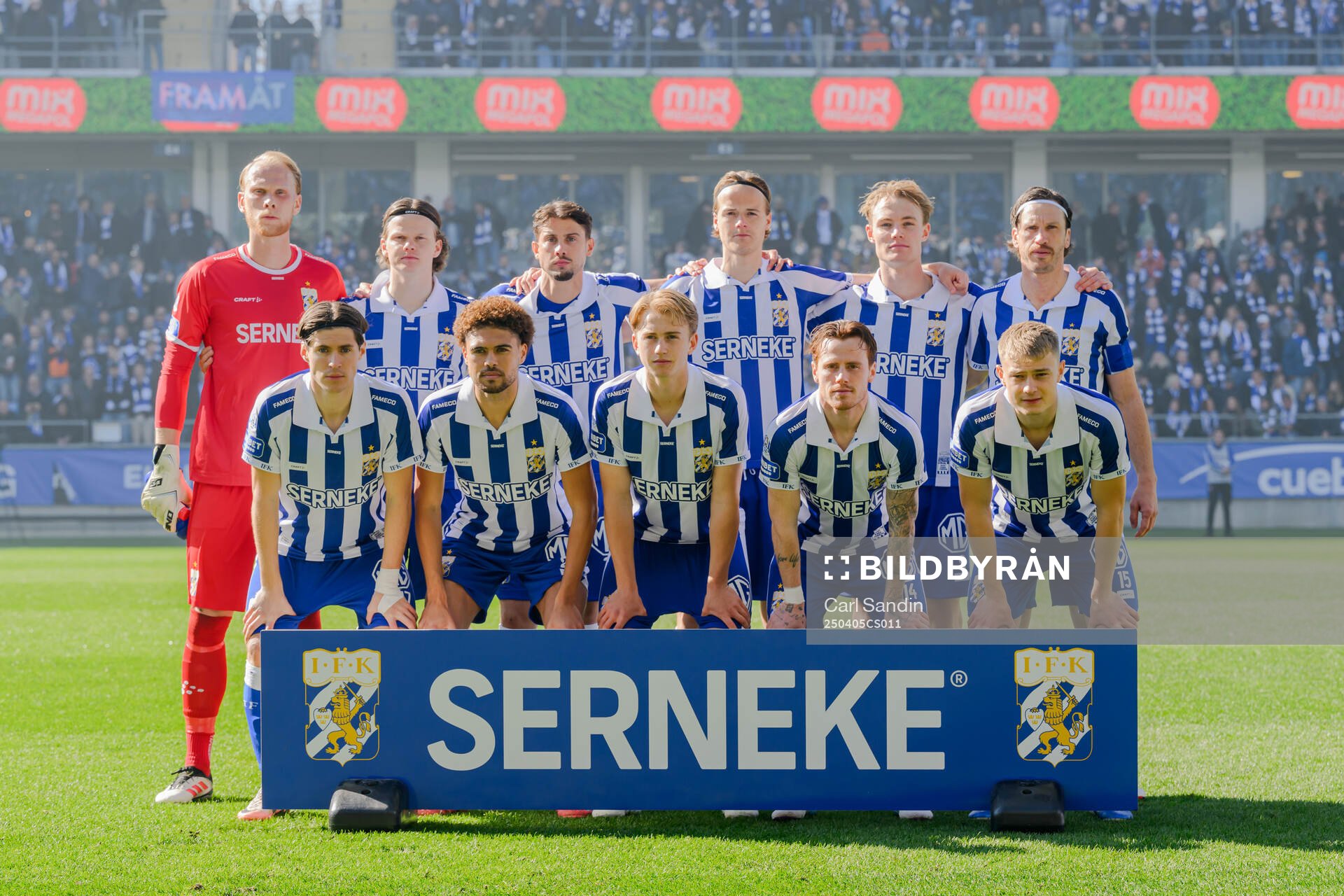 IFK Göteborgs startelva poser för en lagbild