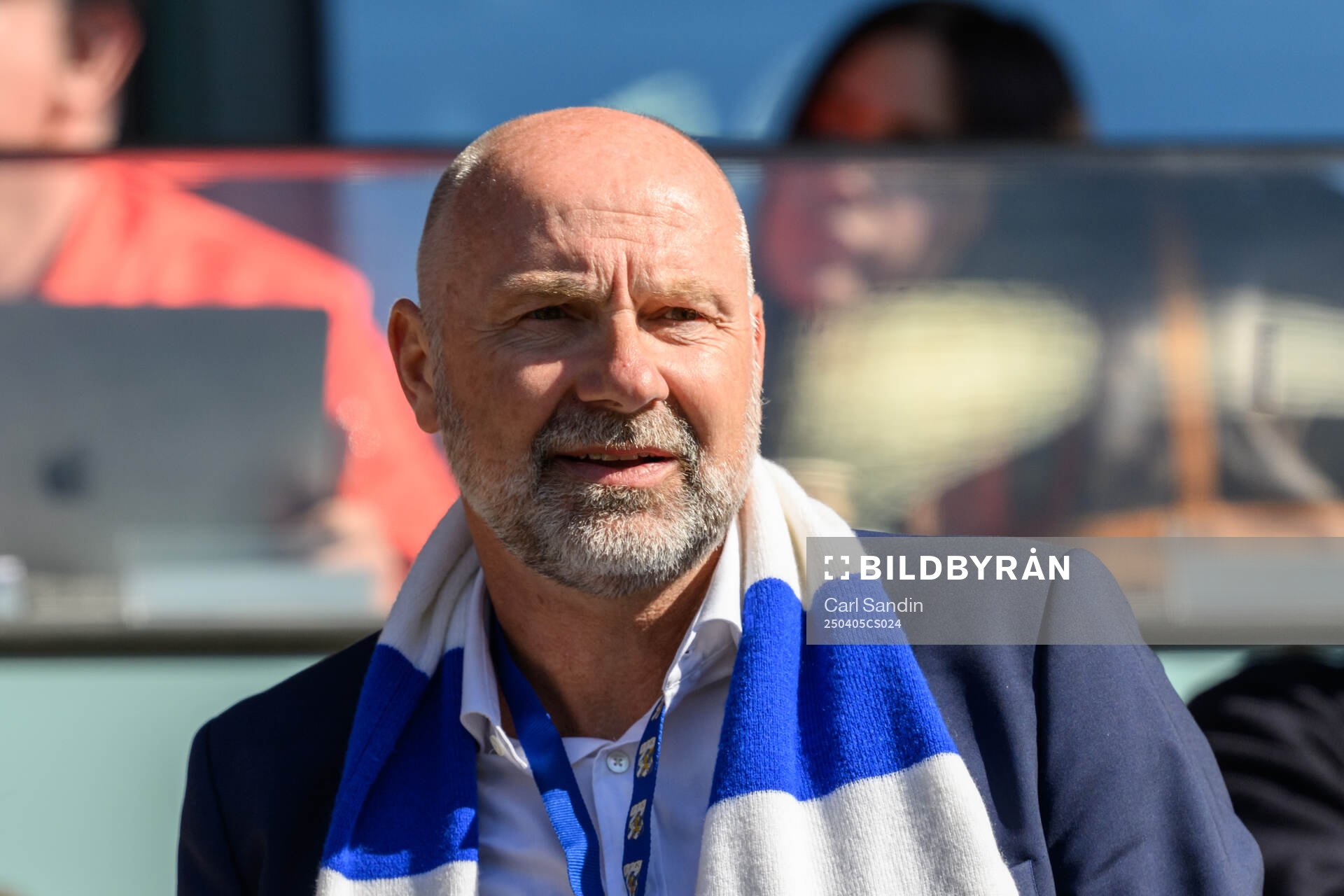 IFK Göteborgs klubbdirektör Håkan Mild på läktaren