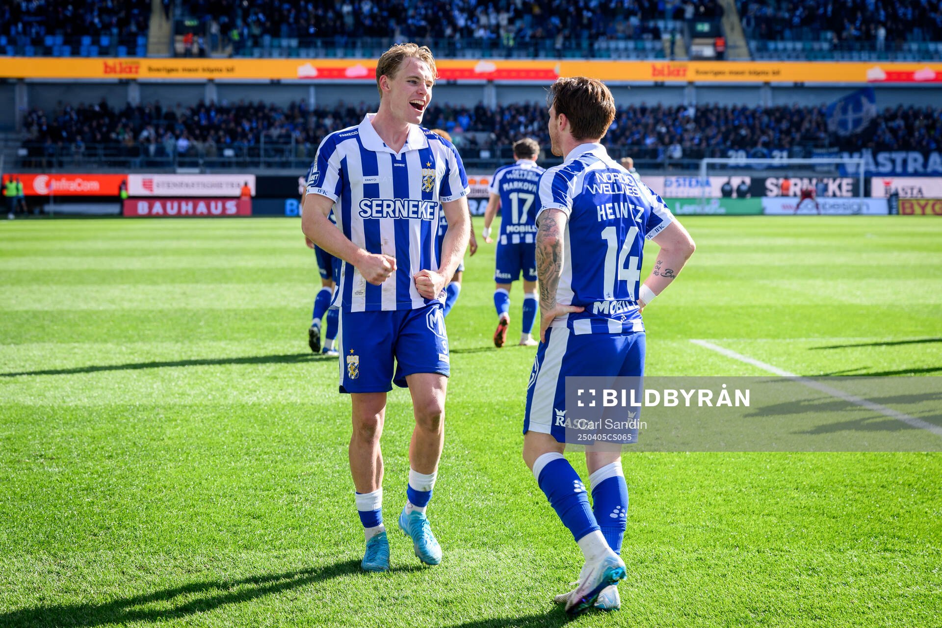 IFK Göteborgs Max Fenger jublar