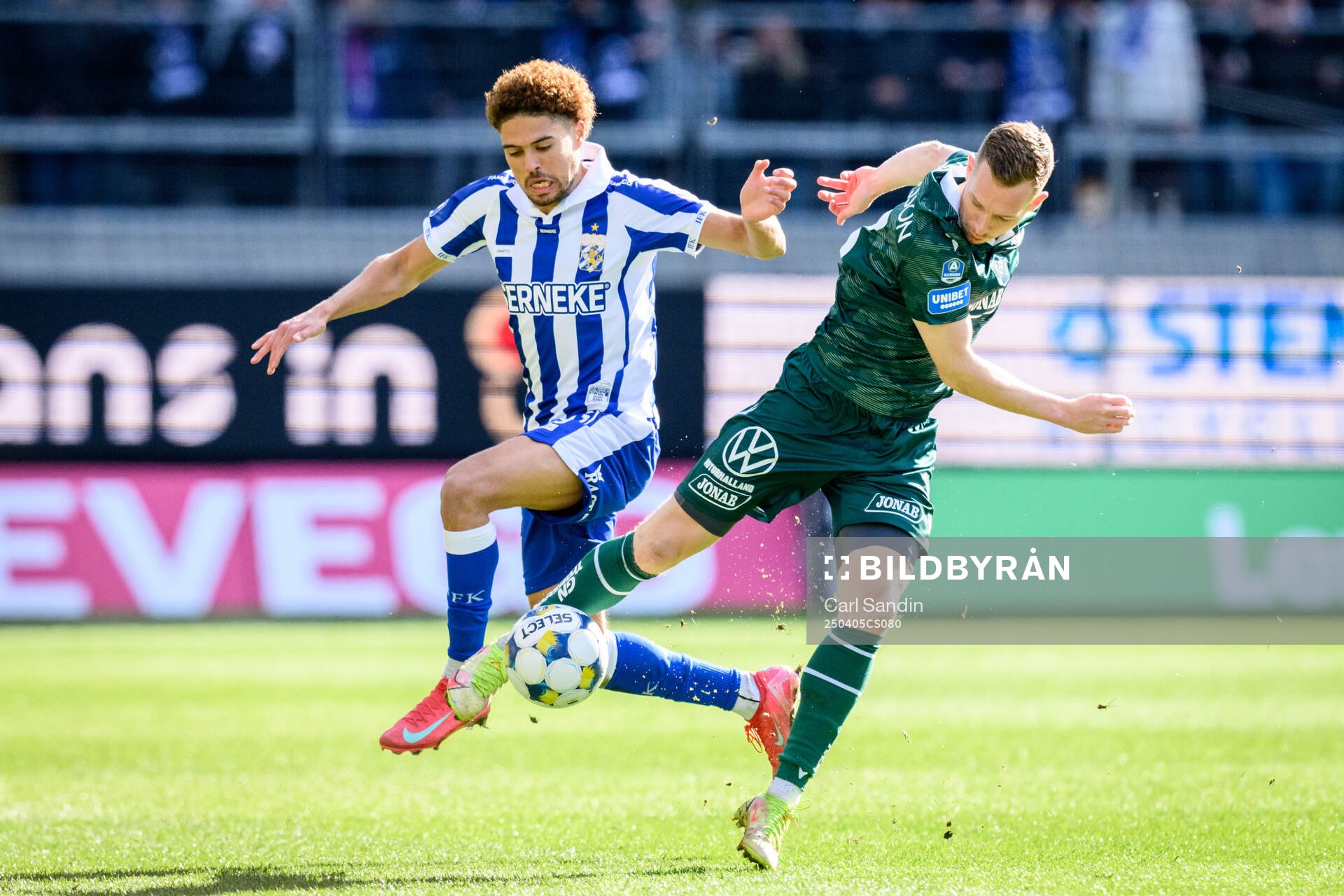 IFK Göteborgs Thomas Santos och Halmstads Gisli Eyjolfsson