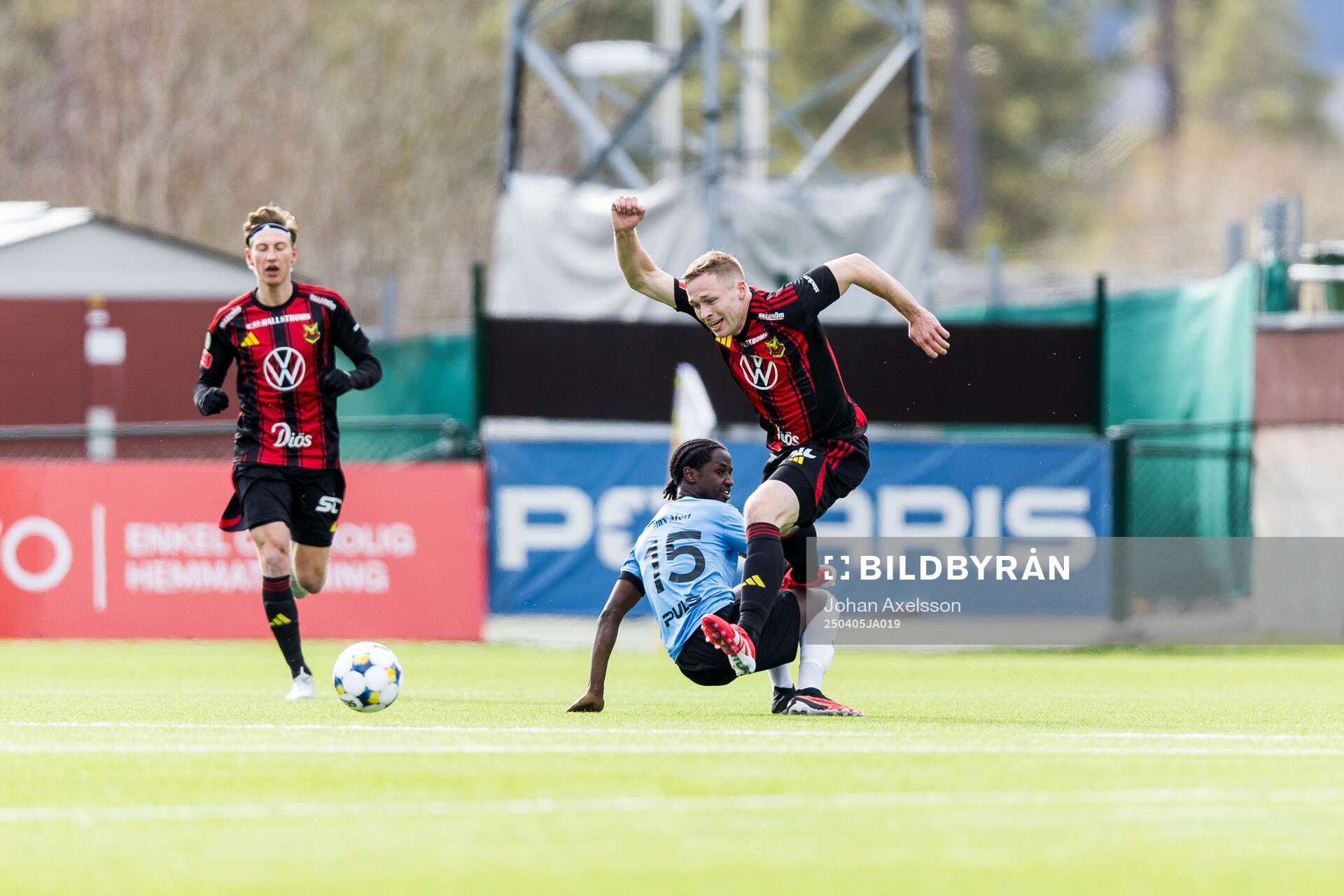 Landskronas Max'Med Mohamed och Östersunds James Joseph