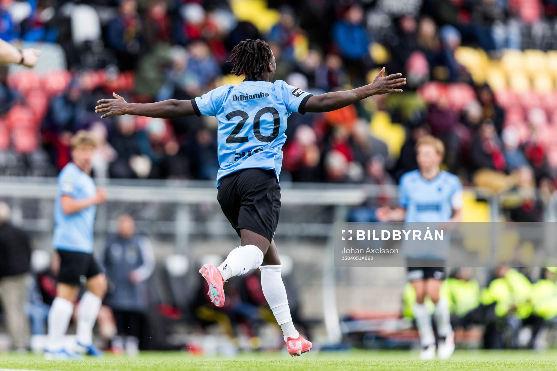 Landskronas Xavier Odhiambo jublar