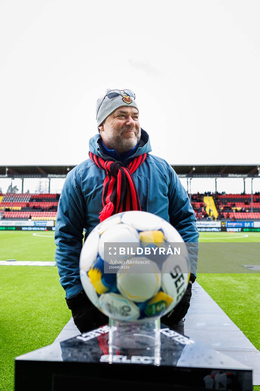 Matcbollen levereras av Anders