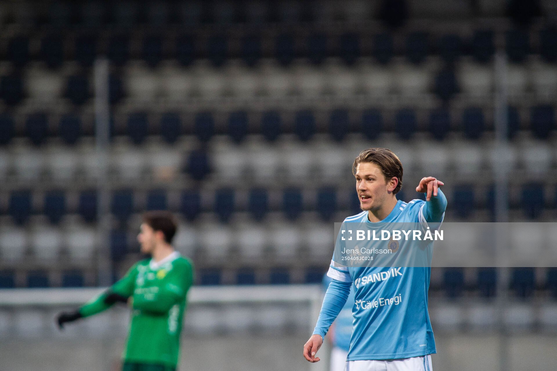 Gefles Aaron Stoch Rydell under fotbollsmatchen i Ettan norra mellan Gefle och Team TG den 5 april 2025 i Gävle. 