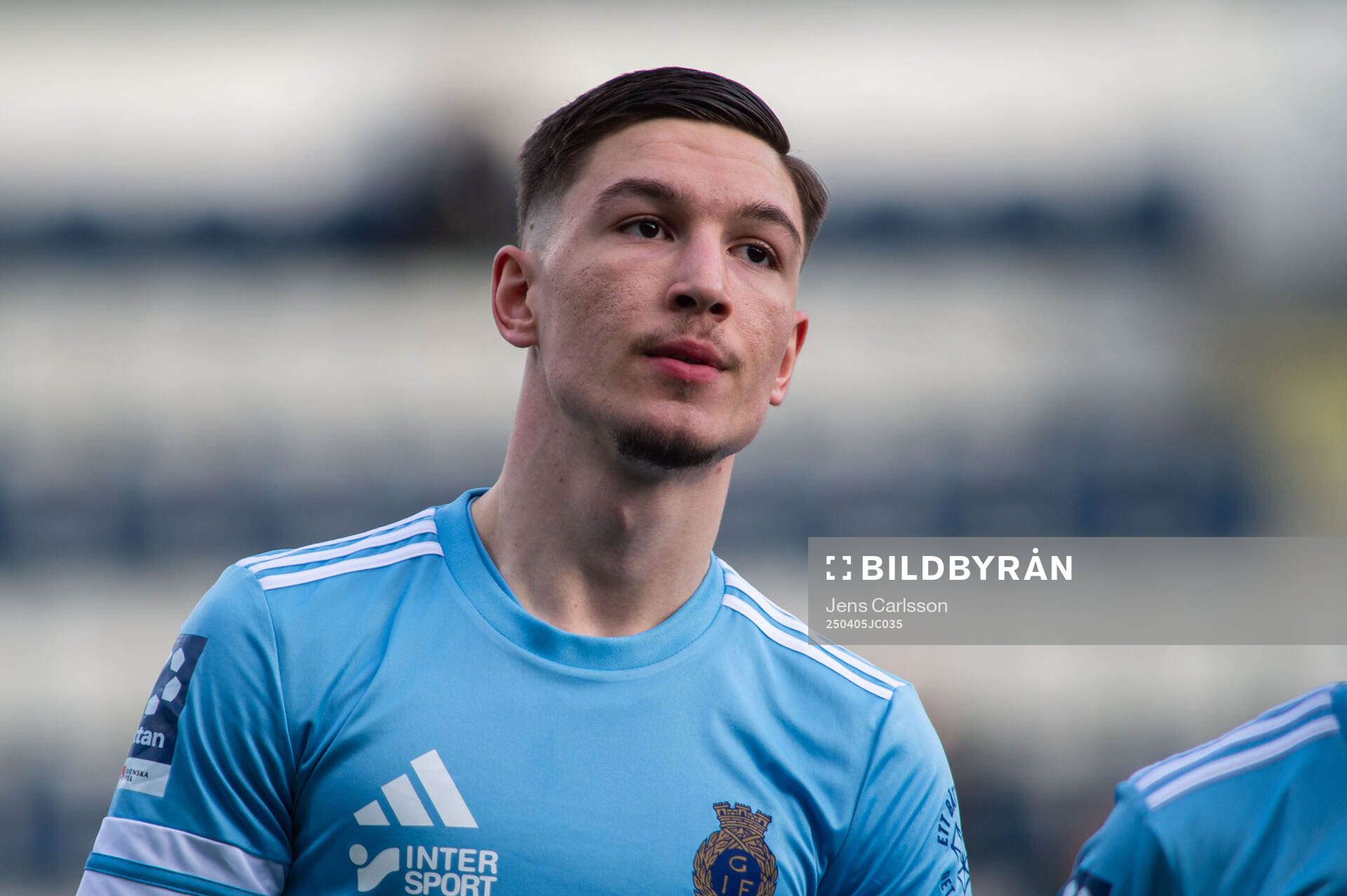 Gefles Alem Nezirevic under fotbollsmatchen i Ettan norra mellan Gefle och Team TG den 5 april 2025 i Gävle. 