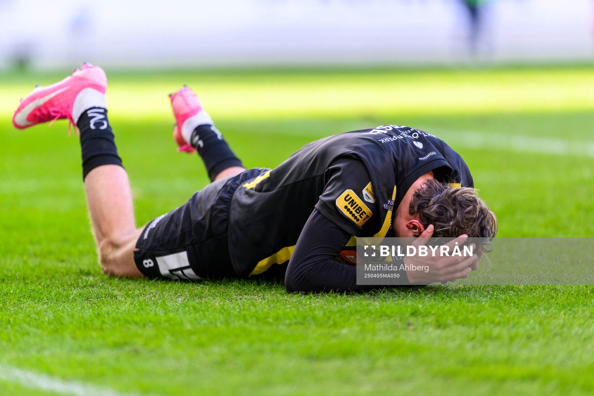 Häckens Silas Andersen har ont