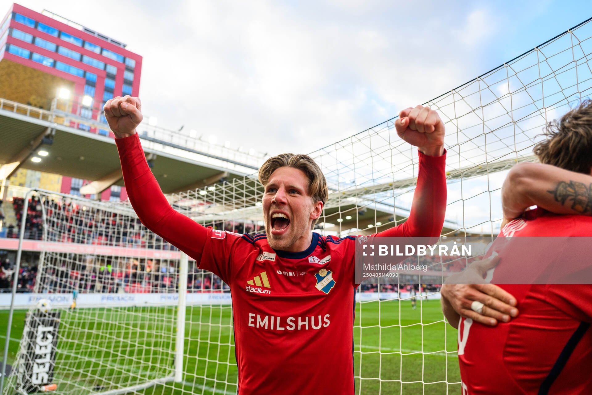 Östers Noah Söderberg jublar