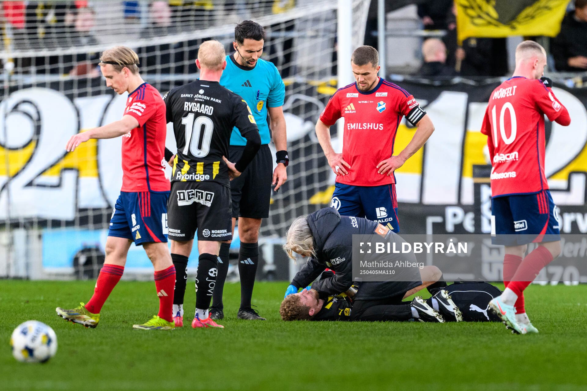 Häckens Simon Gustafson får vård