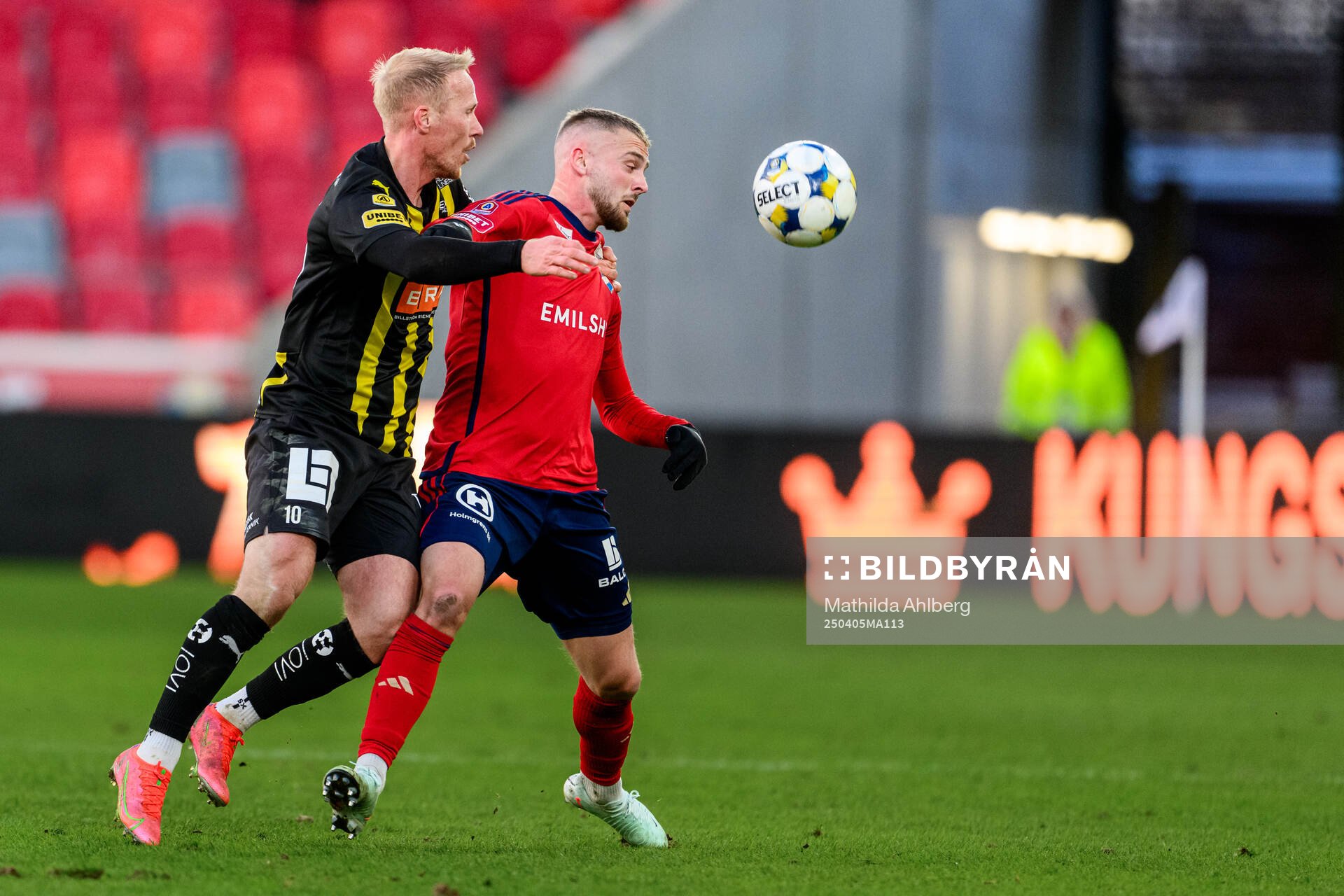 Häckens Mikkel Rygaard Jensen och Östers Chriss-Albin