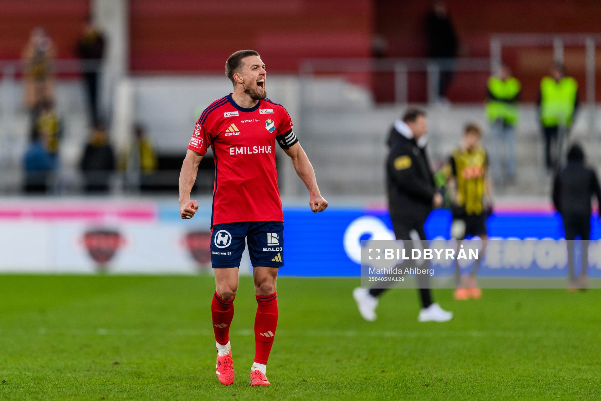 Östers Ivan Kricak jublar