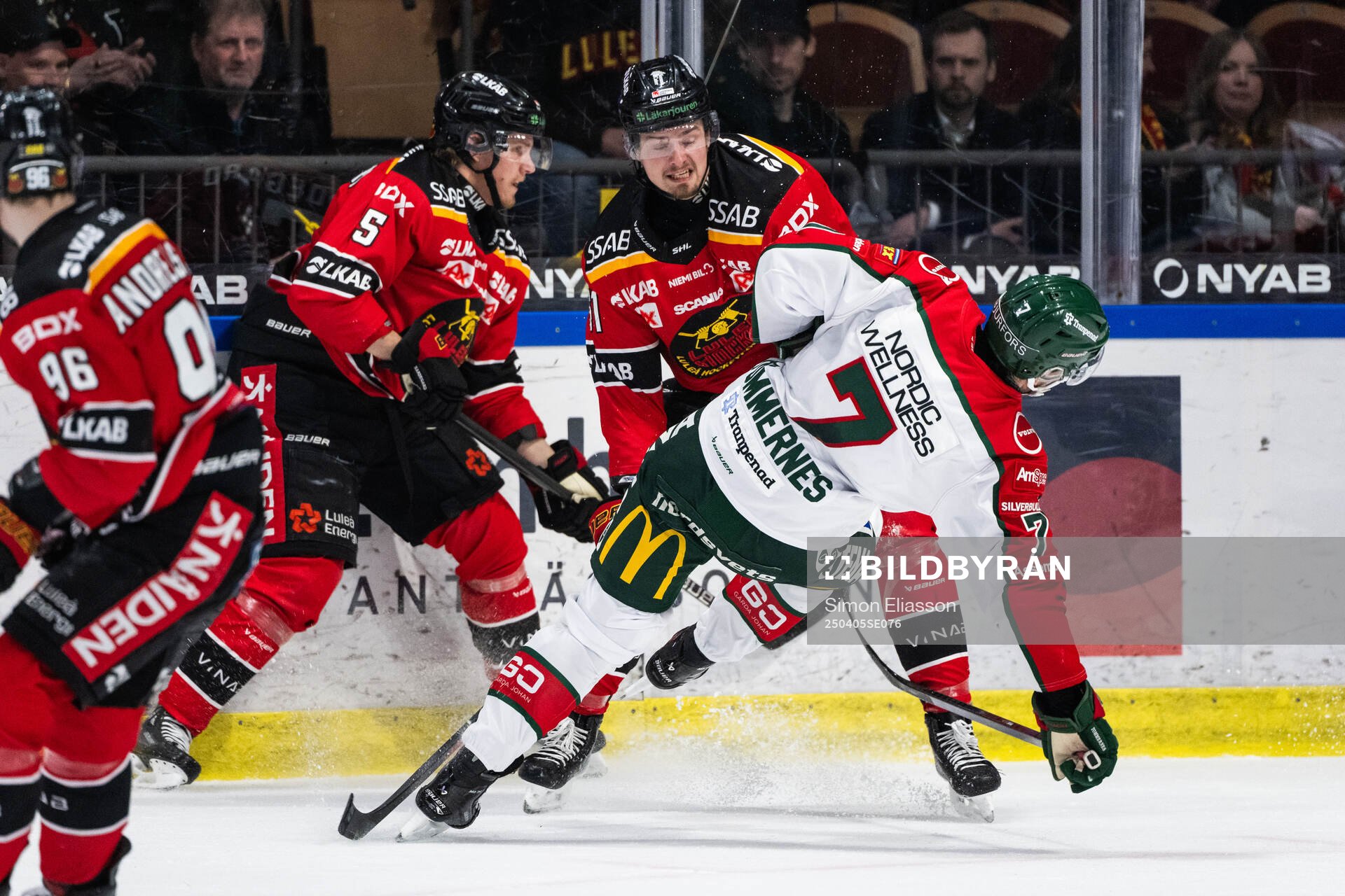 Luleås Markus Nurmi och Frölundas Henrik Tömmernes