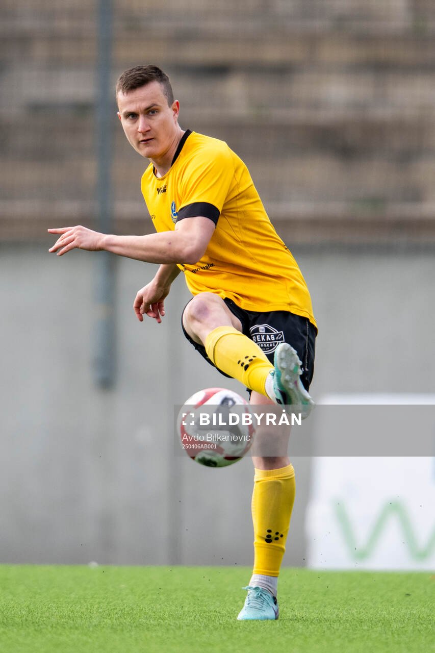 Lund BKs Aleandro Wihlborg Costa jublar