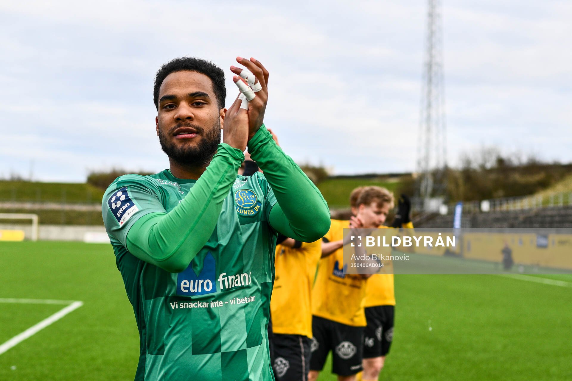Lund BKs Aleandro Wihlborg Costa jublar