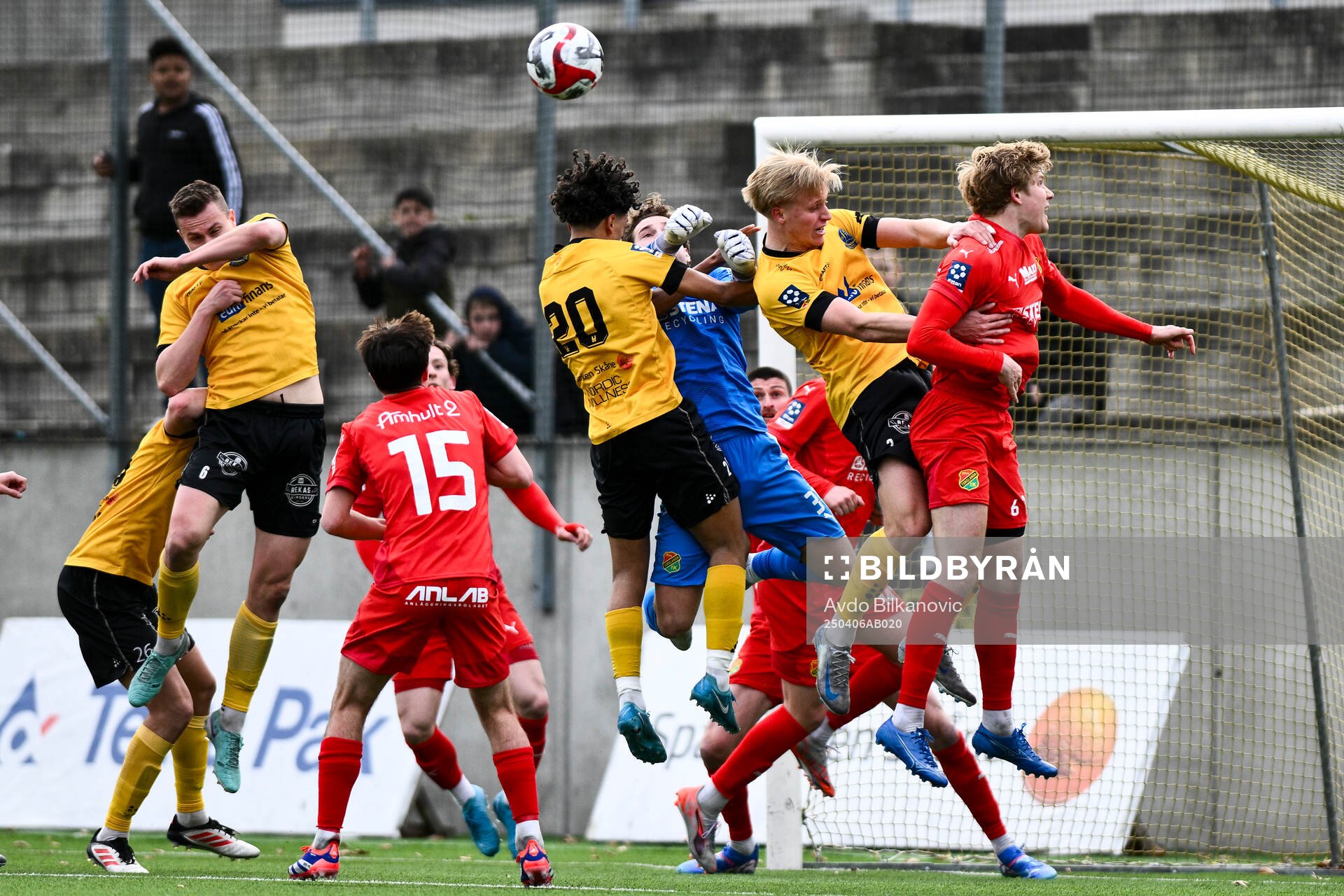 Lund BKs Aleandro Wihlborg Costa jublar