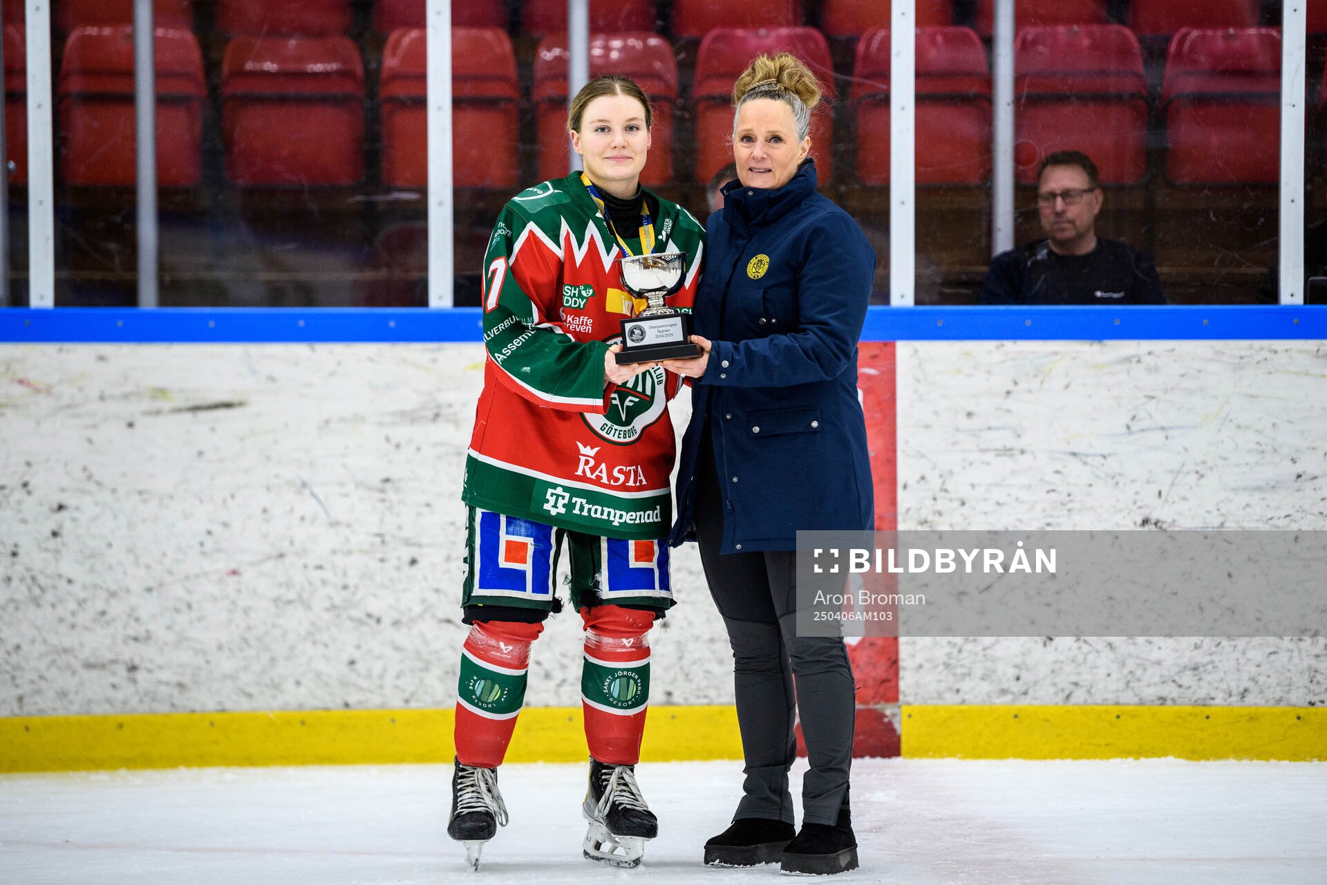 Frölundas Stina Röhricht jublar