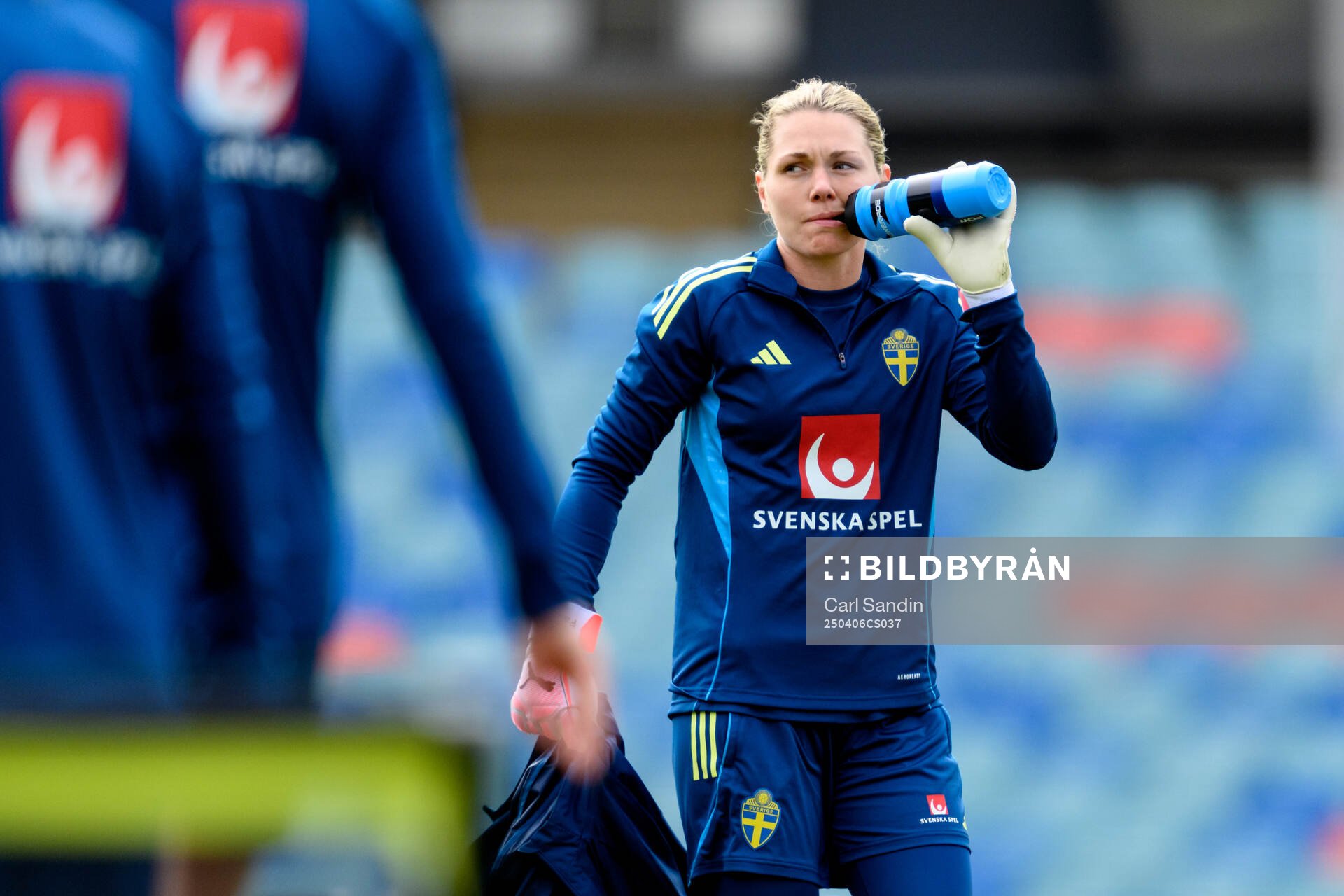 Goalkeeper Jennifer Falk