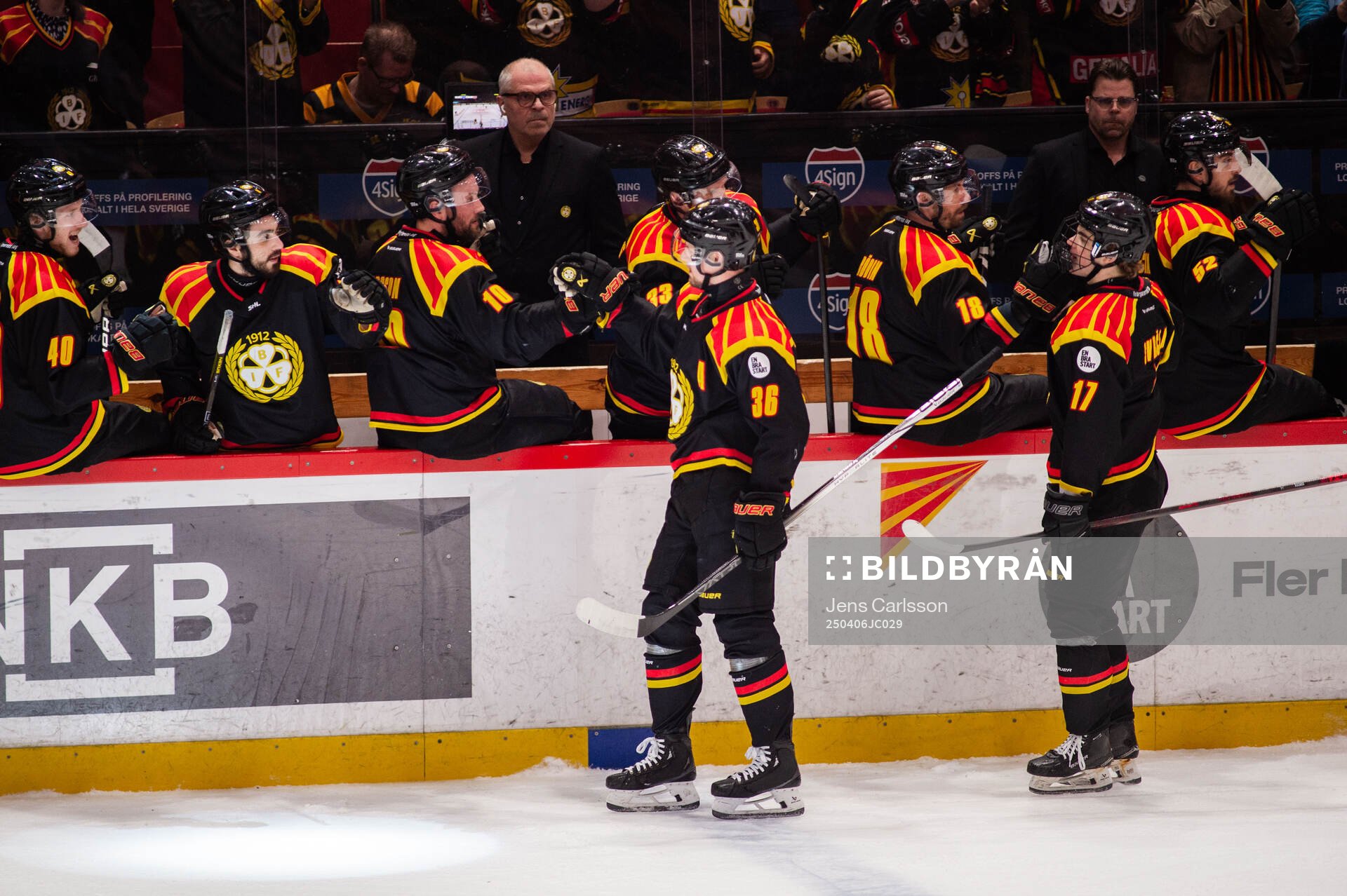 Brynäs Linus Ölund jublar