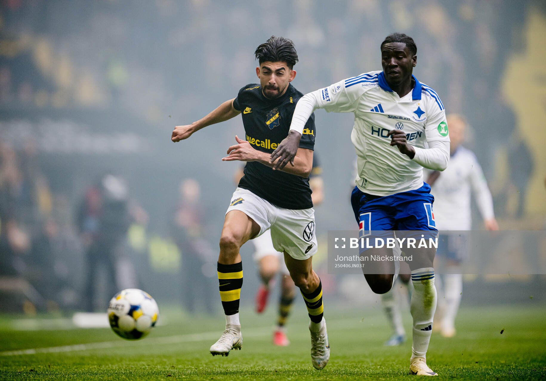AIKs Andronikos Kakoullis och IFK Norrköpings Kojo Peprah