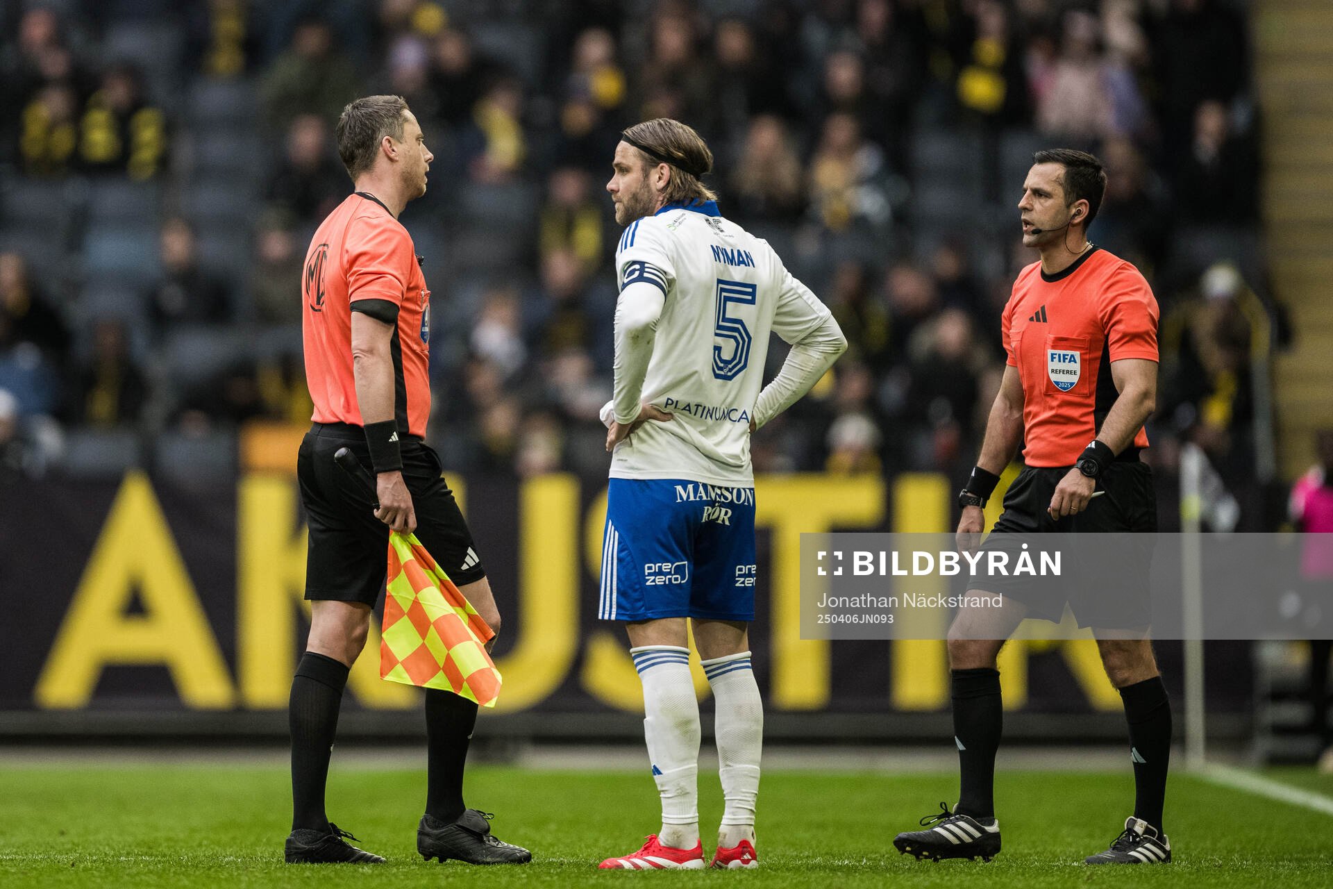 Linjedomare Per Rehnlund, Christoffer Nyman och Domare