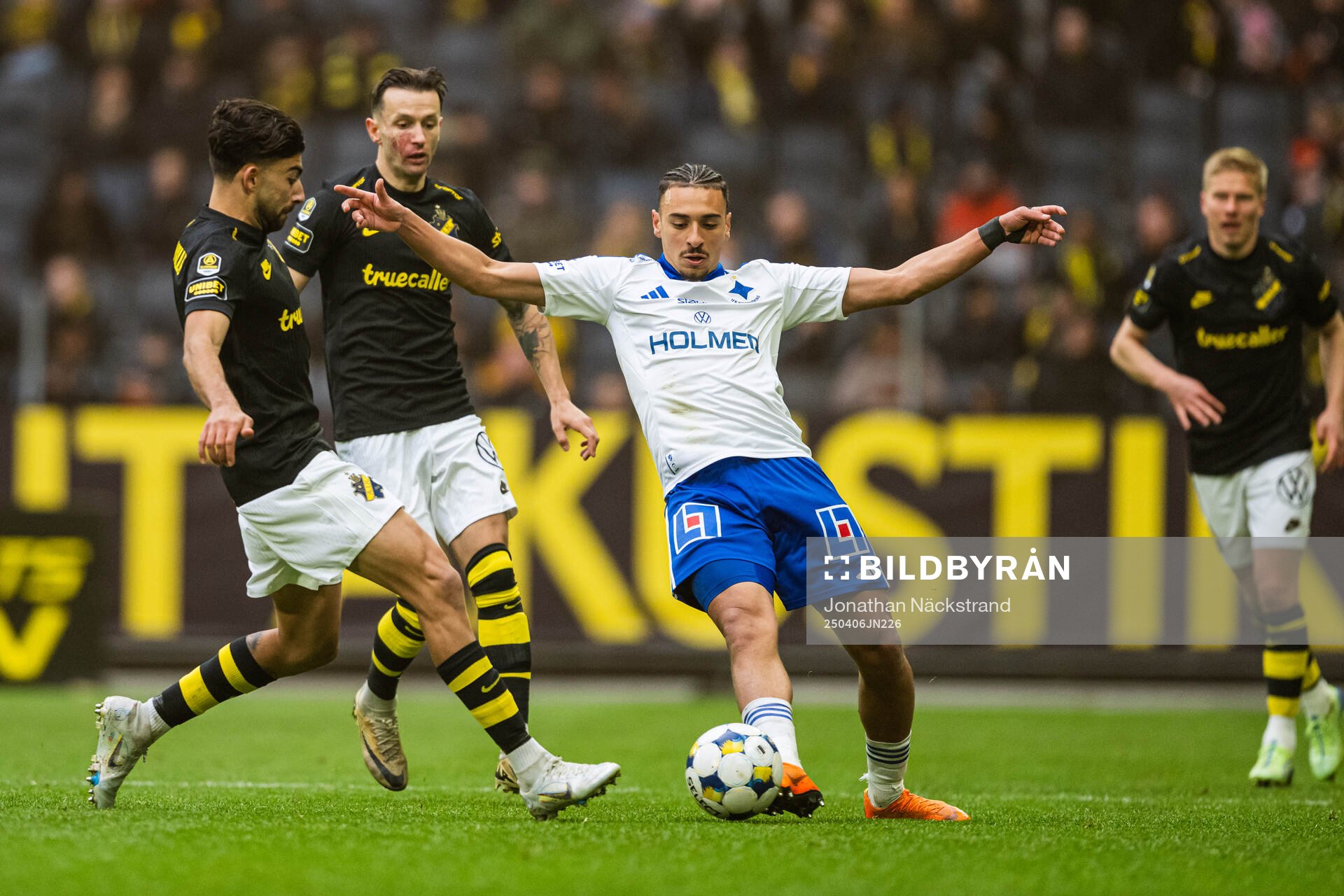 AIKs Andronikos Kakoullis, Bersant Celina och IFK