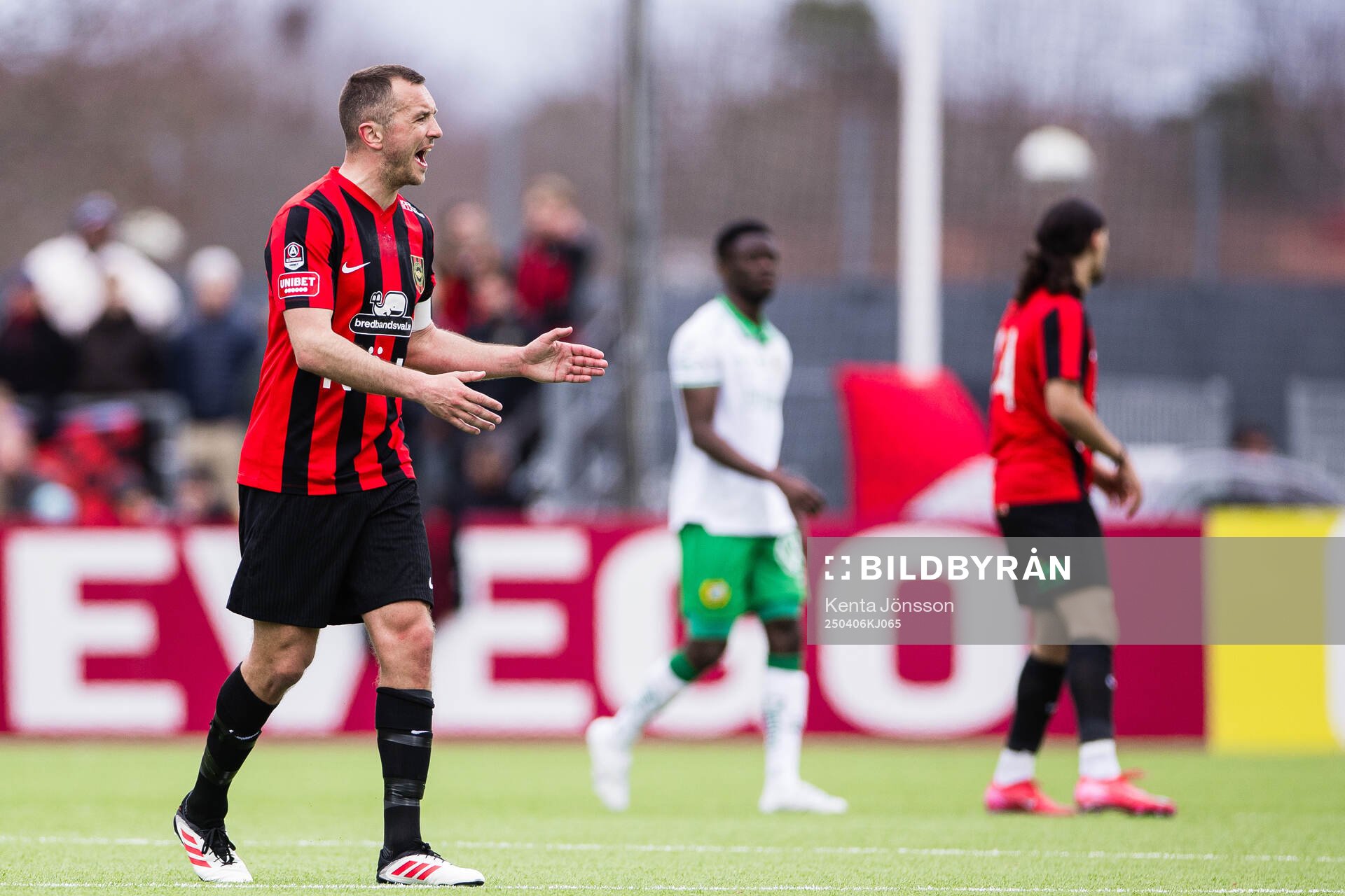 Brommapojkarnas Even Hovland deppar