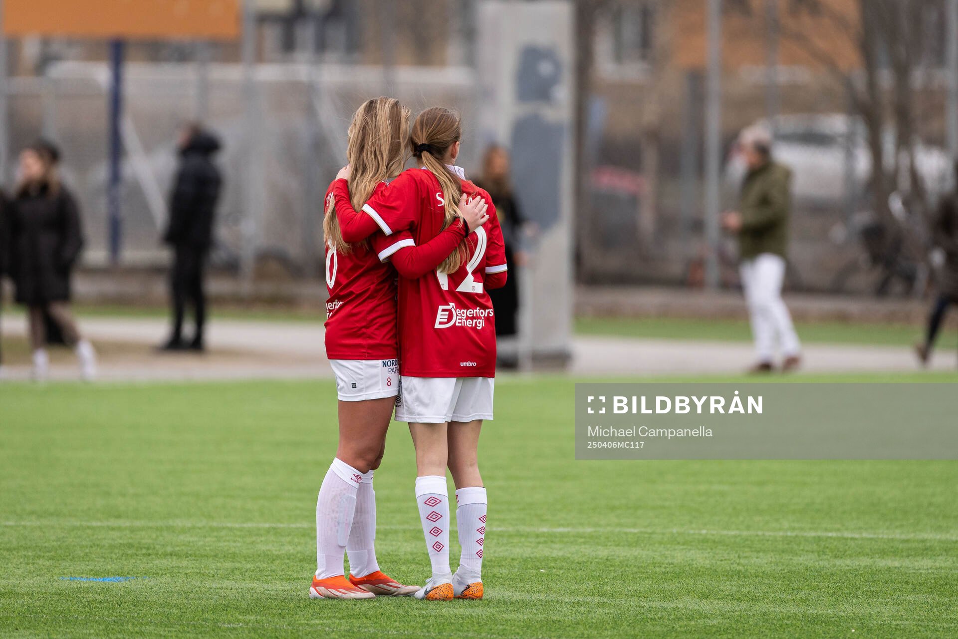 Degerfors IFs Ellen Hultgren och Lova Sandahl
