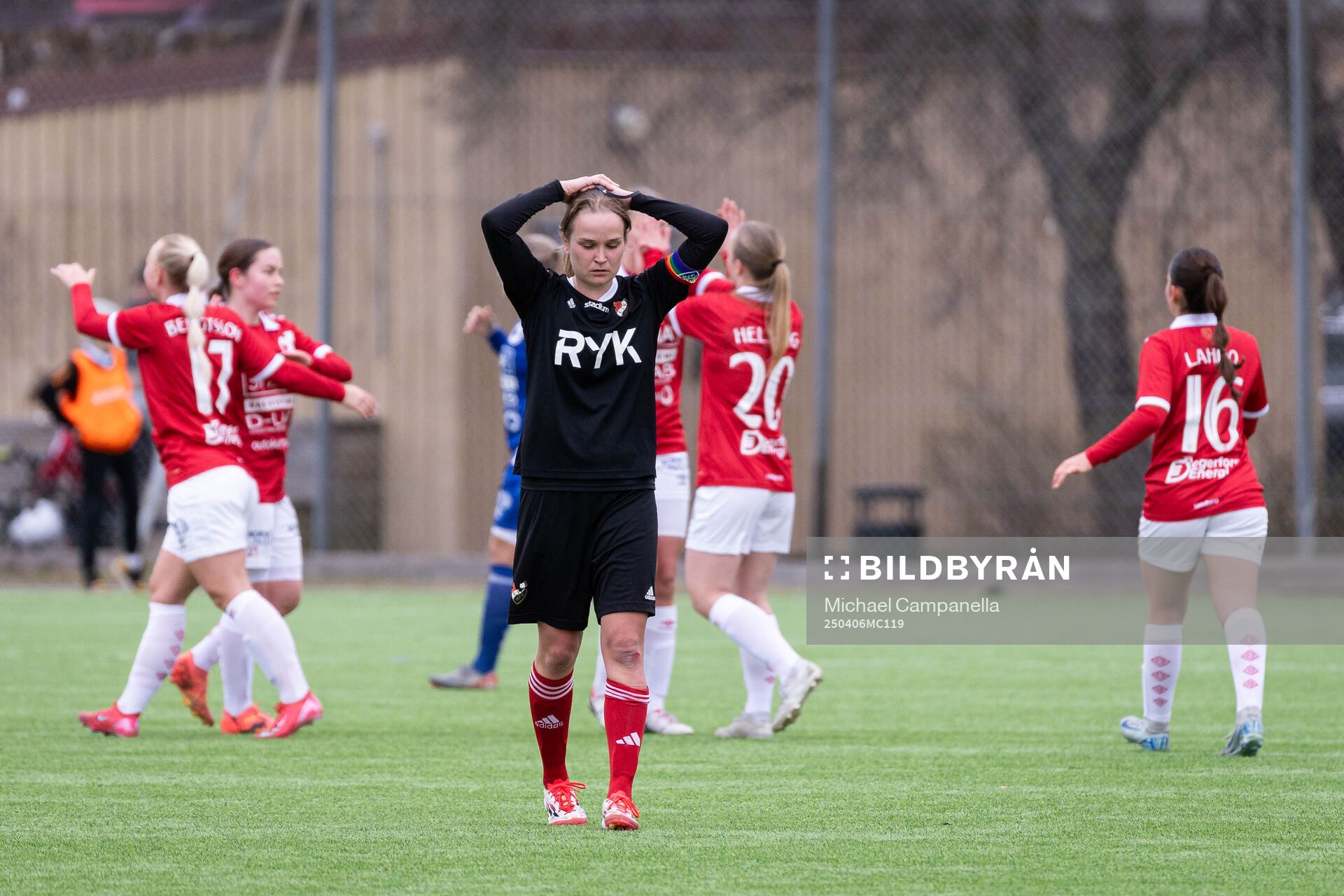 Enskede IKs Jenny Mattsson deppar