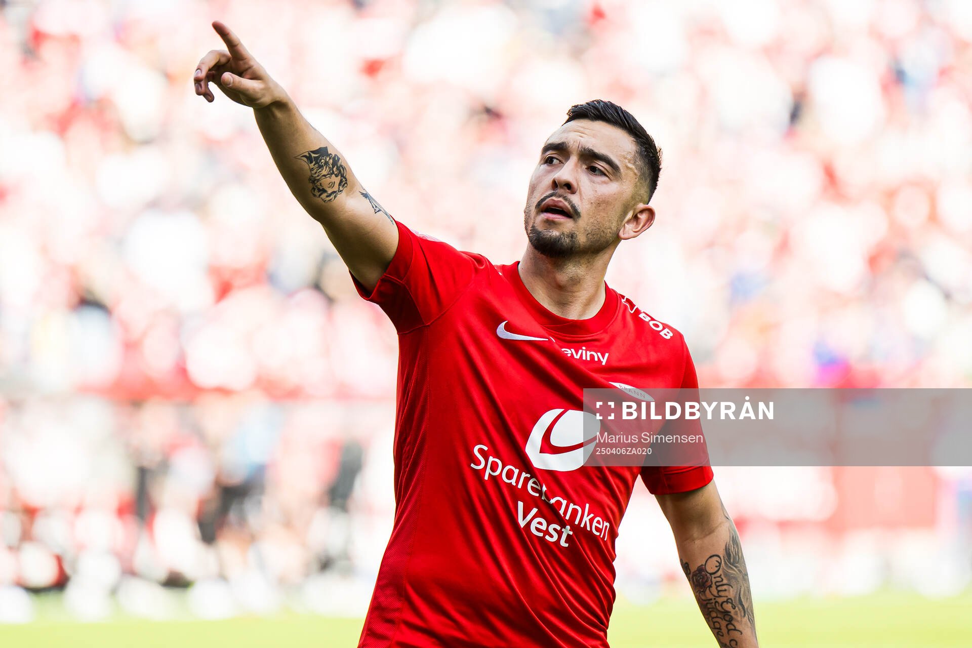 Niklas Castro of Brann celebrates