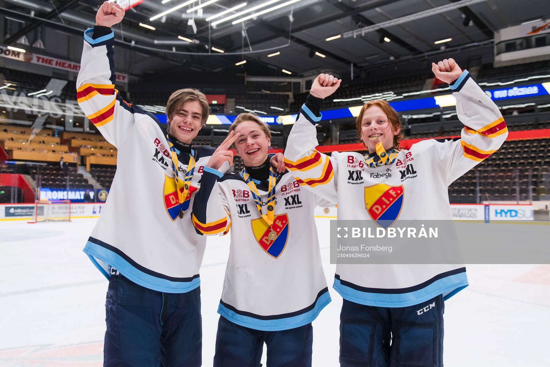 Djurgårdens Theo Antell, Eric Larsson och Melker Wersäll