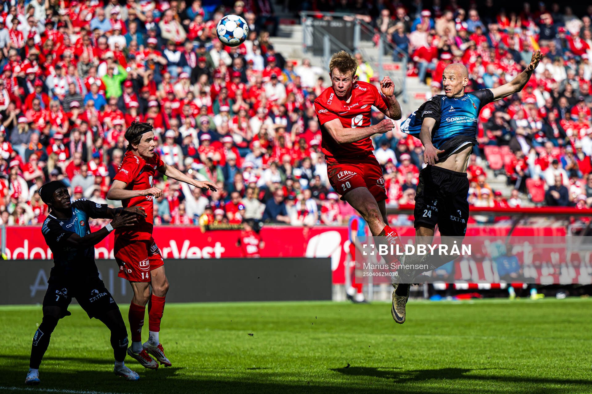 Aune Heggebø of Brann scores the 3-1 goal
