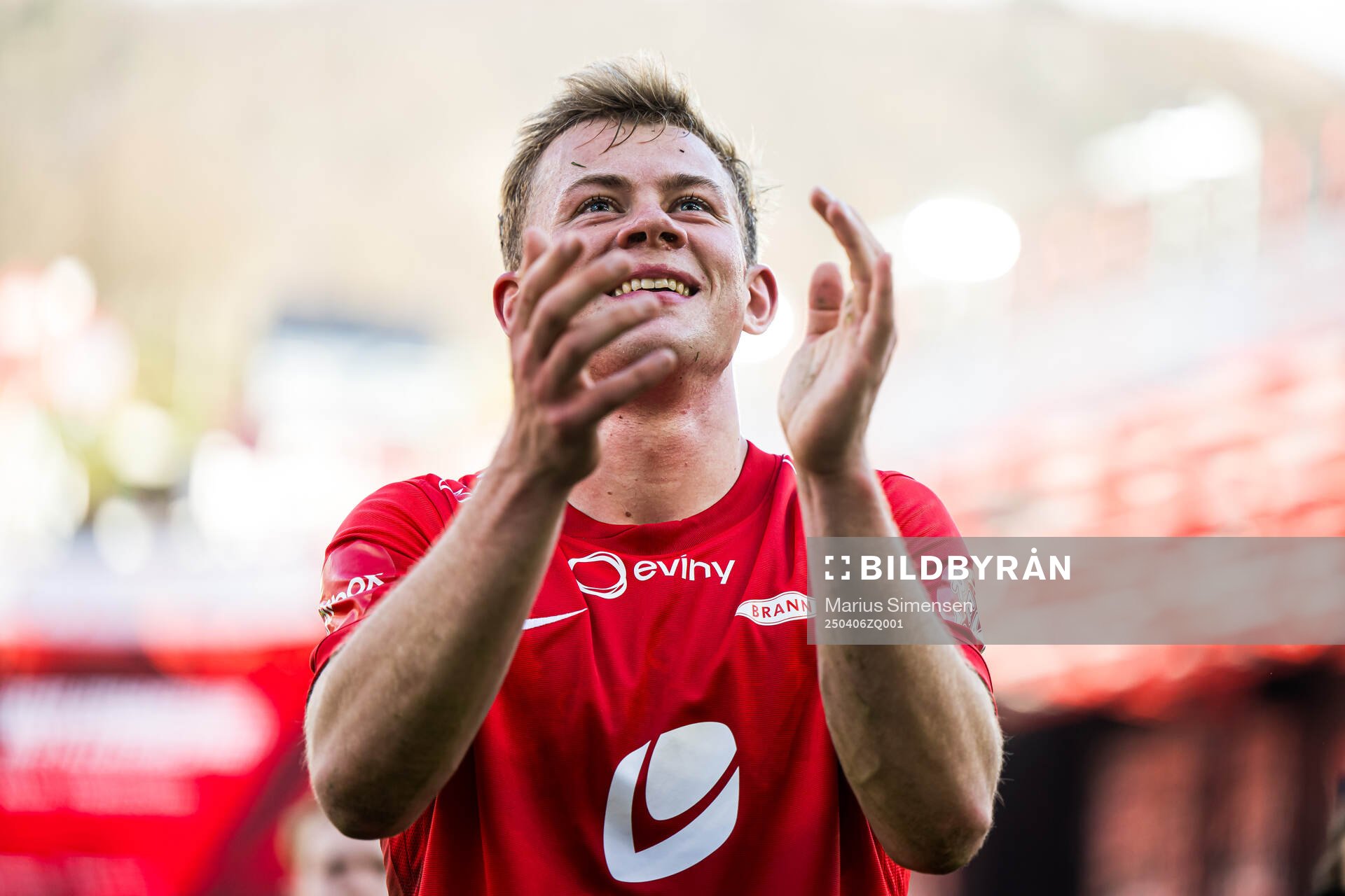 Aune Heggebø of Brann celebrates