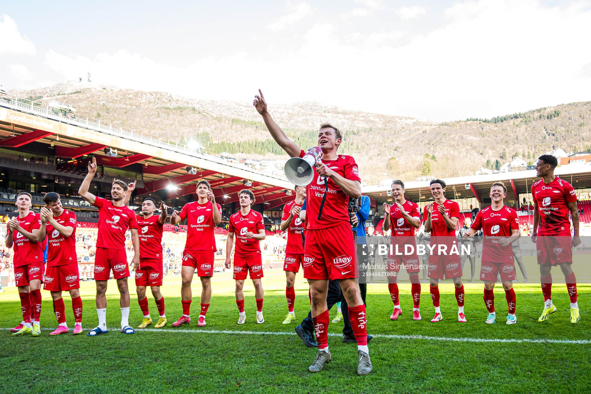 Aune Heggebø of Brann celebrates
