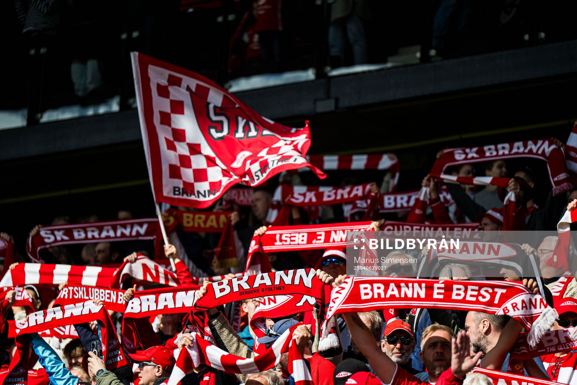 Spectators in the stands ahead of the Eliteserien match between Brann and Tromsø on April 6, 2025 in Bergen. 