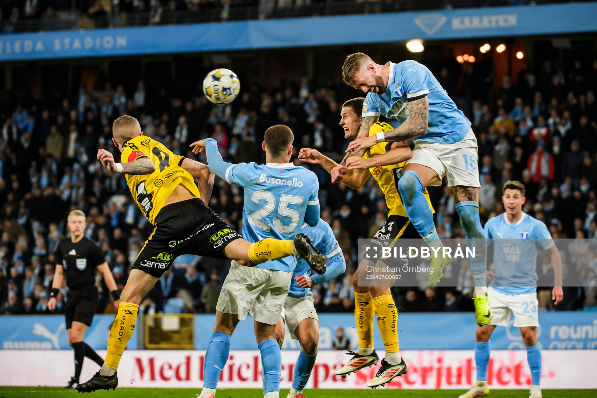 Malmö FFs Pontus Jansson mot Elfsborgs Rasmus Wikström
