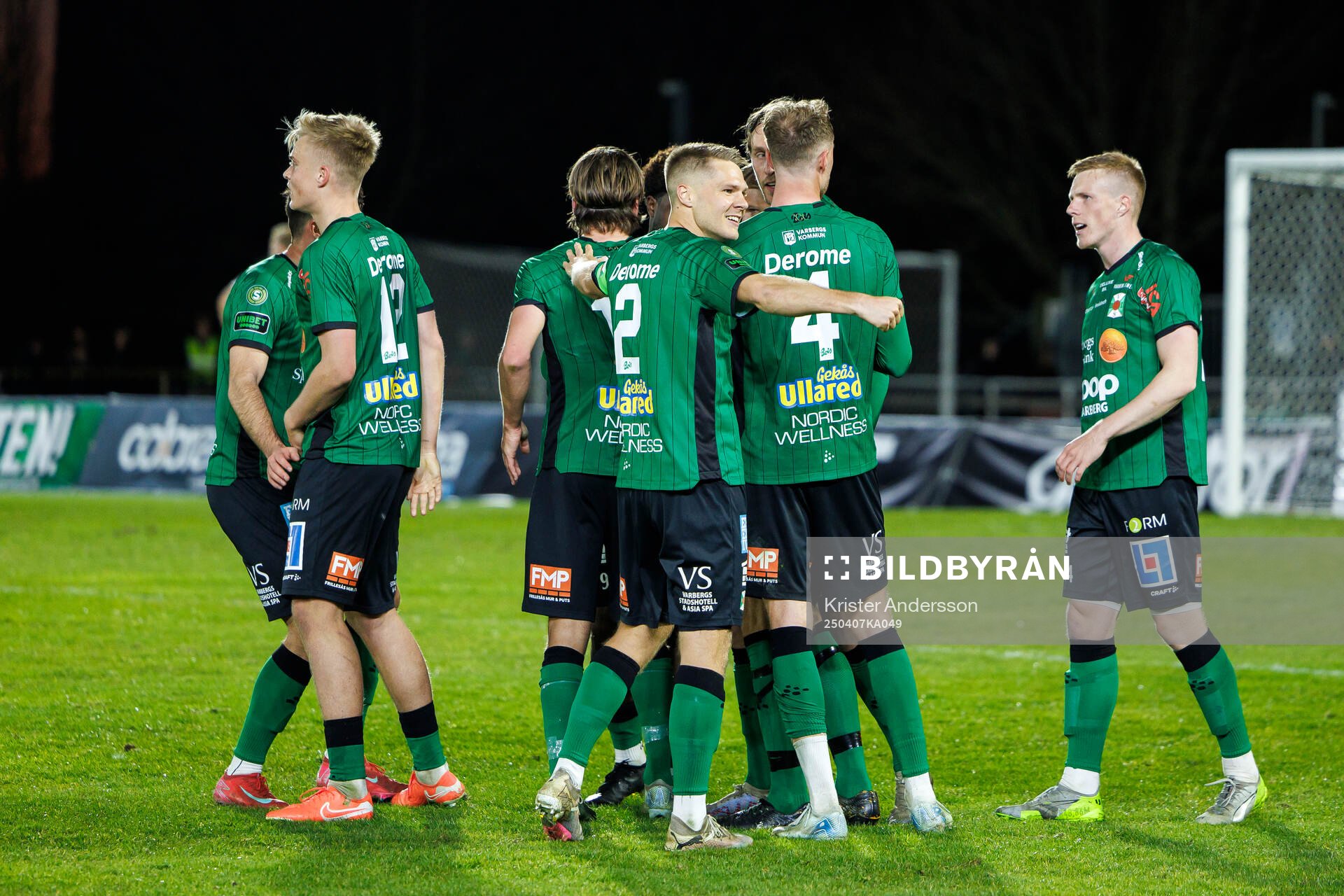 Varbergs spelare jublar